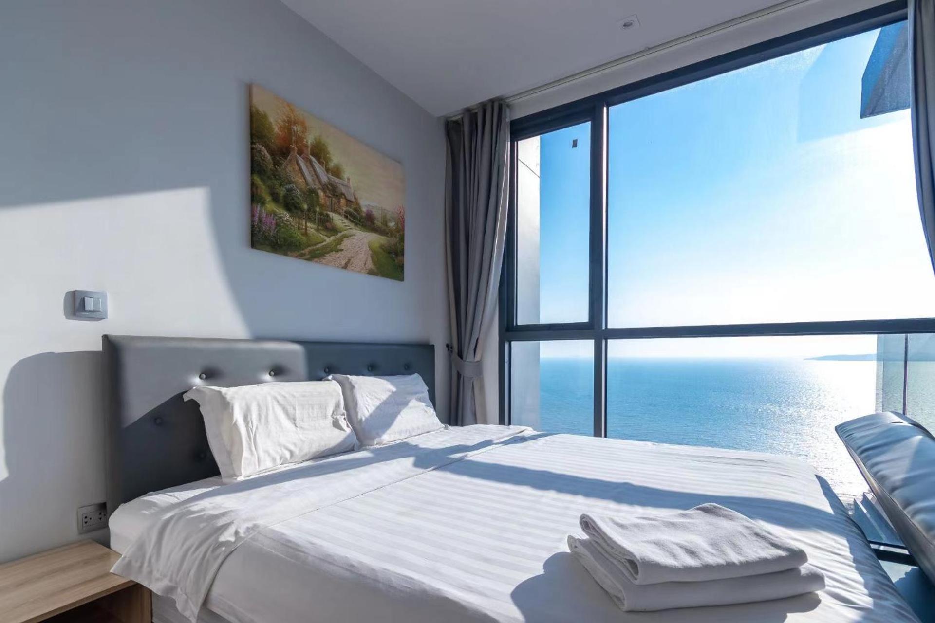 One-Bedroom Apartment - Photo 30