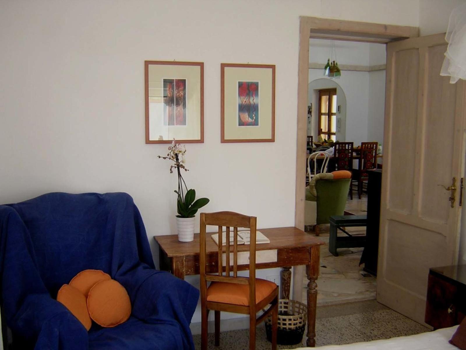 Double Room with Private Bathroom photo 3