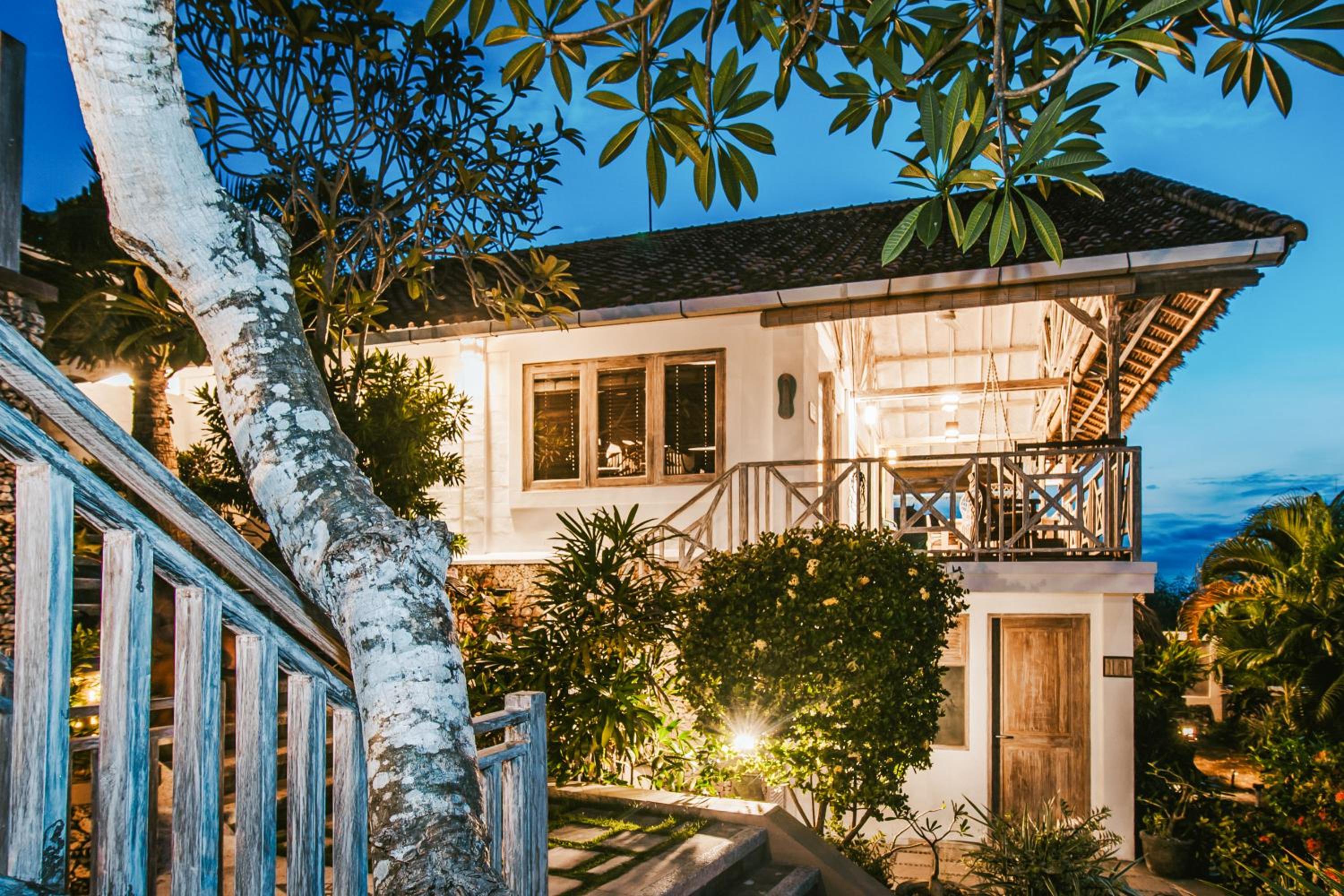 Three-Bedroom Villa photo 2