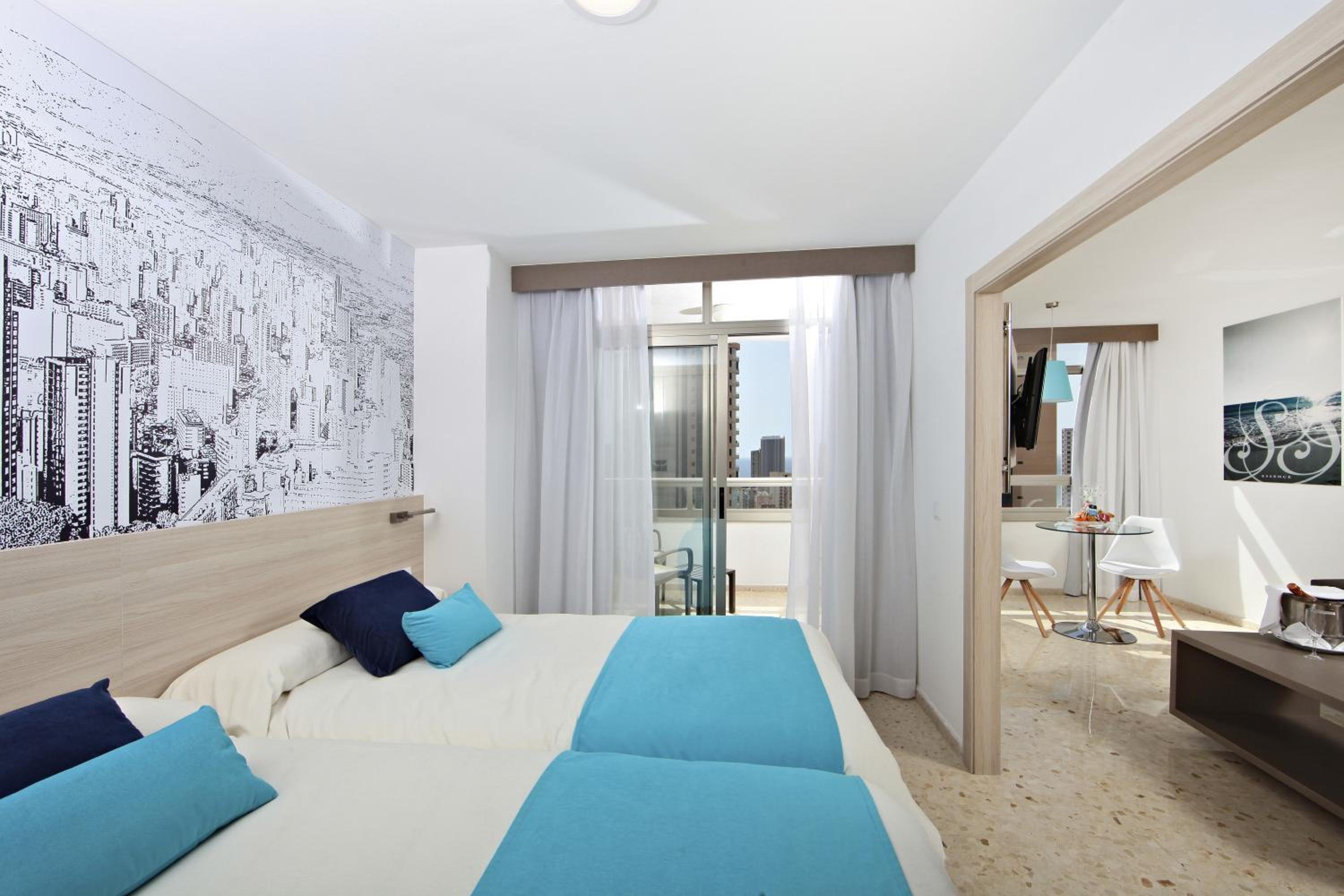 Junior Suite (1 Adult) - Photo 3