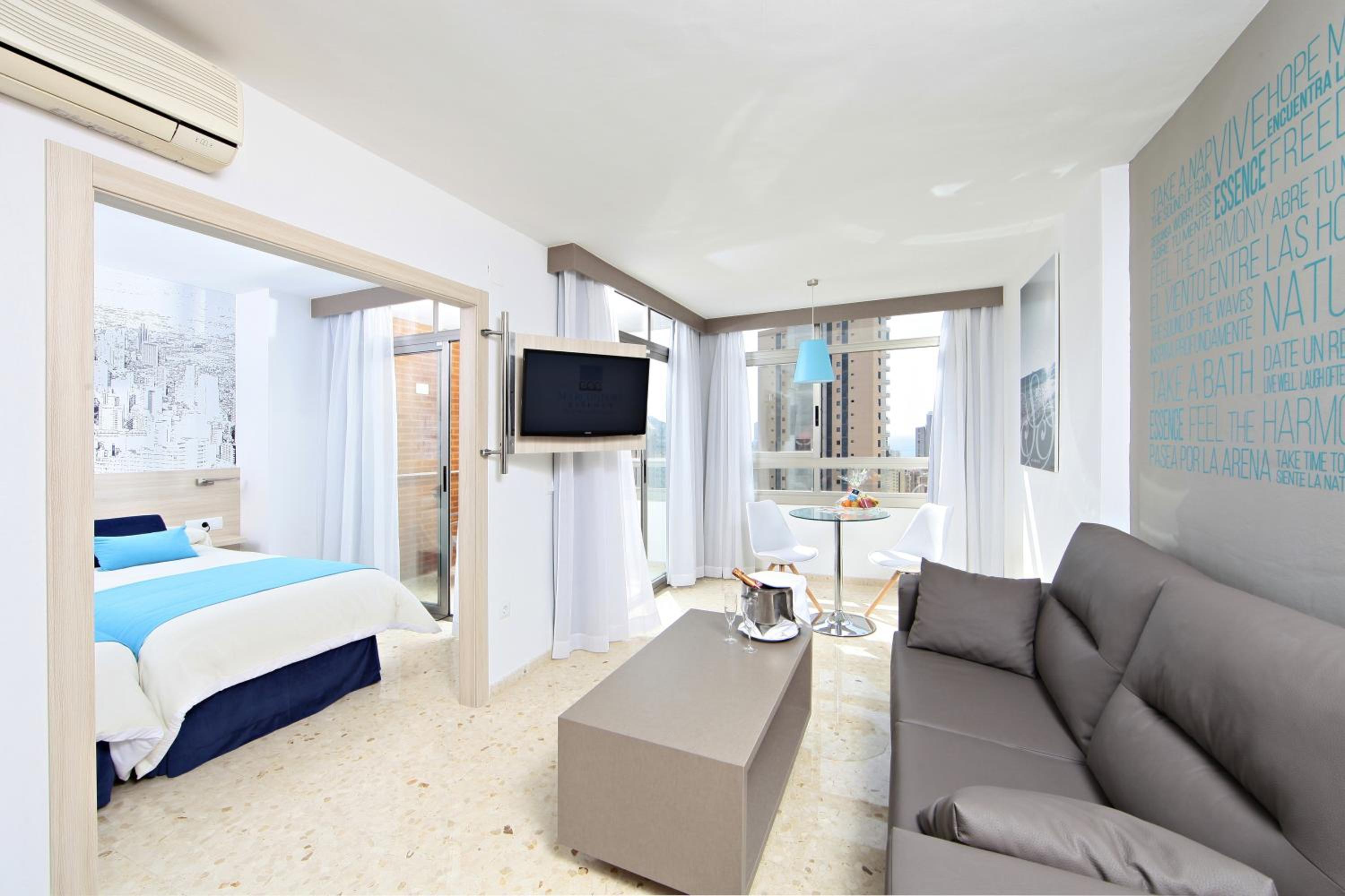 Junior Suite (1 Adult) - Photo 1