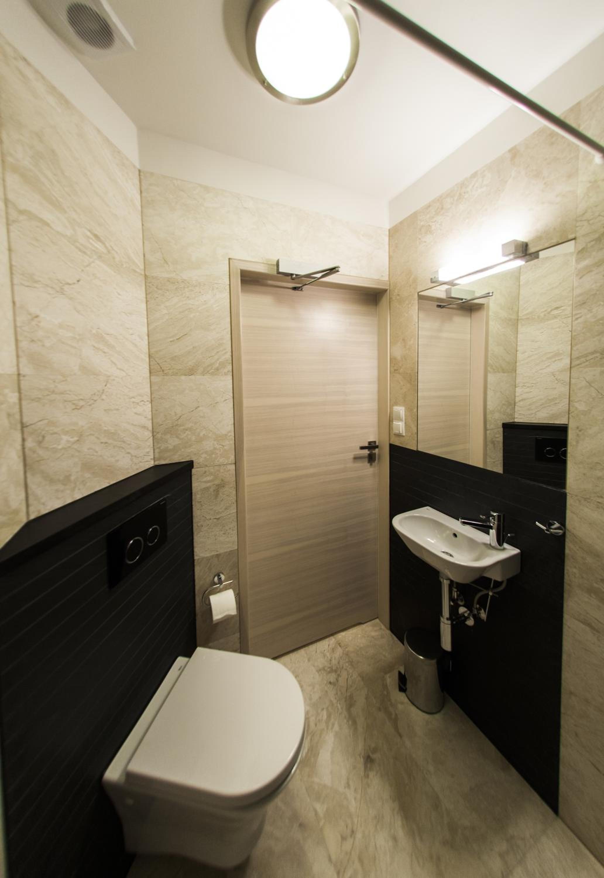 Twin Room - Photo 3