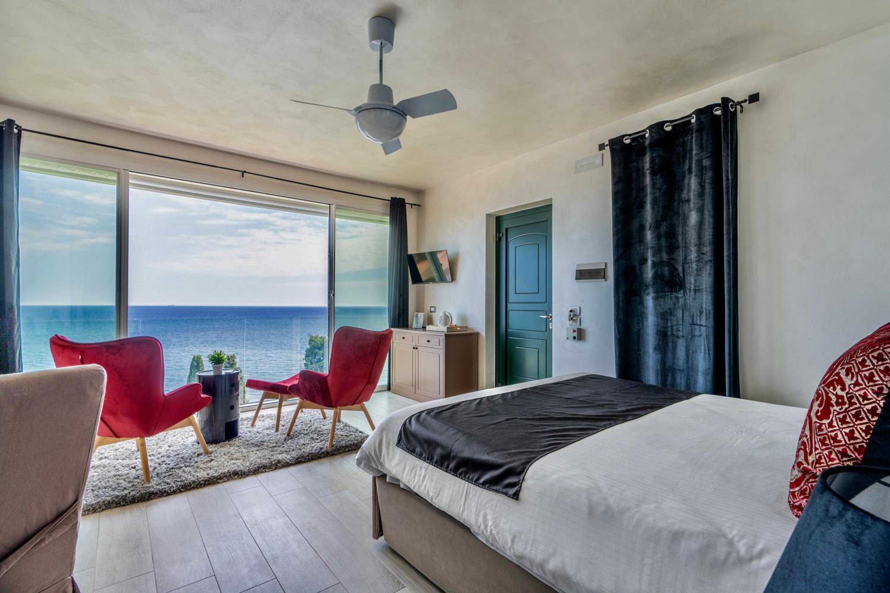 Studio with Sea View