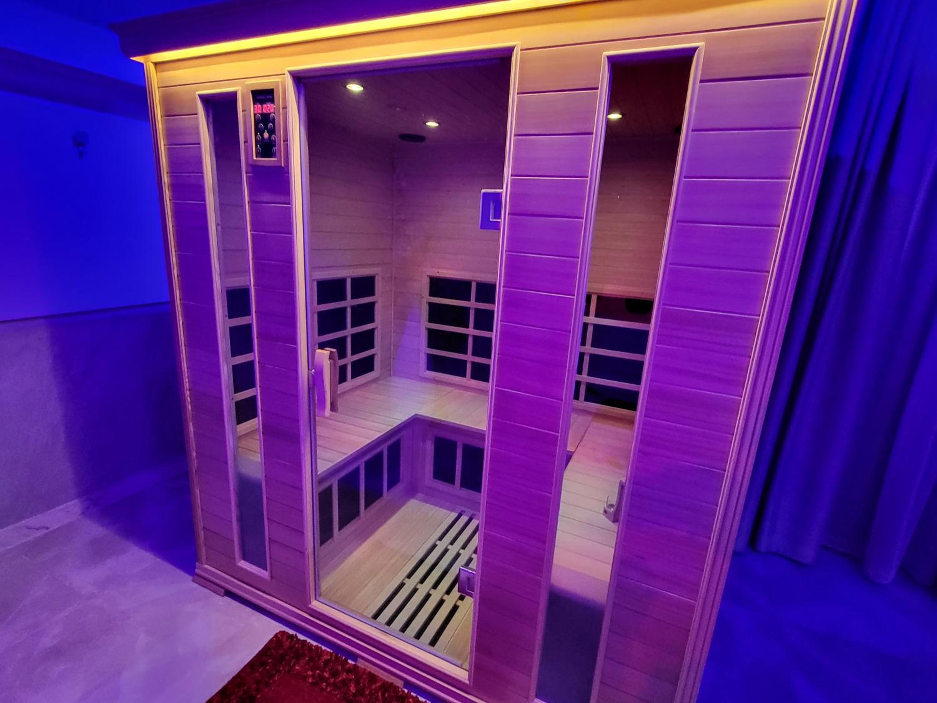 Queen Room with Spa Bath photo 3