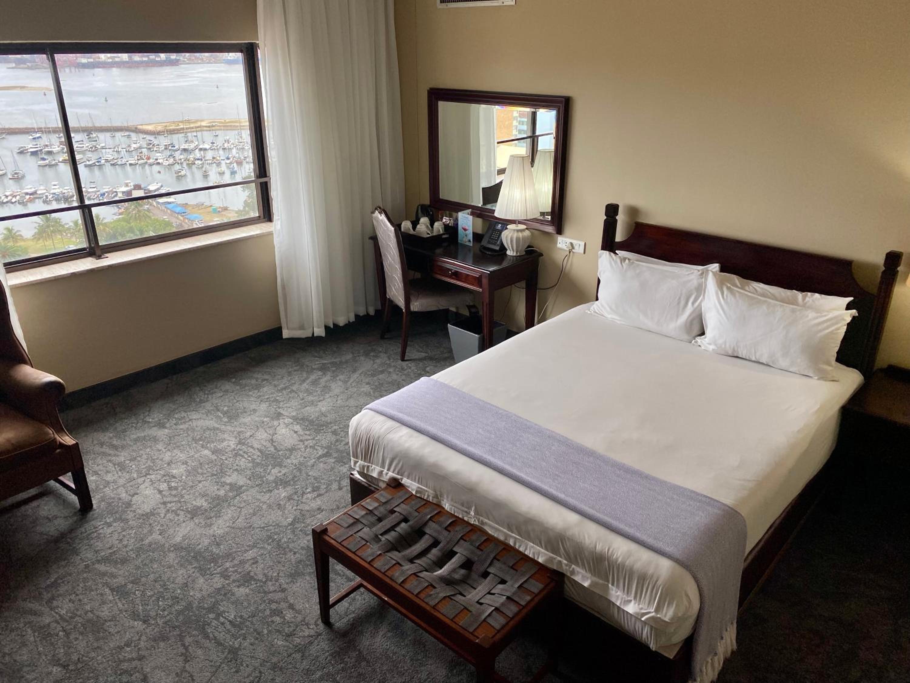 Deluxe Family Suite