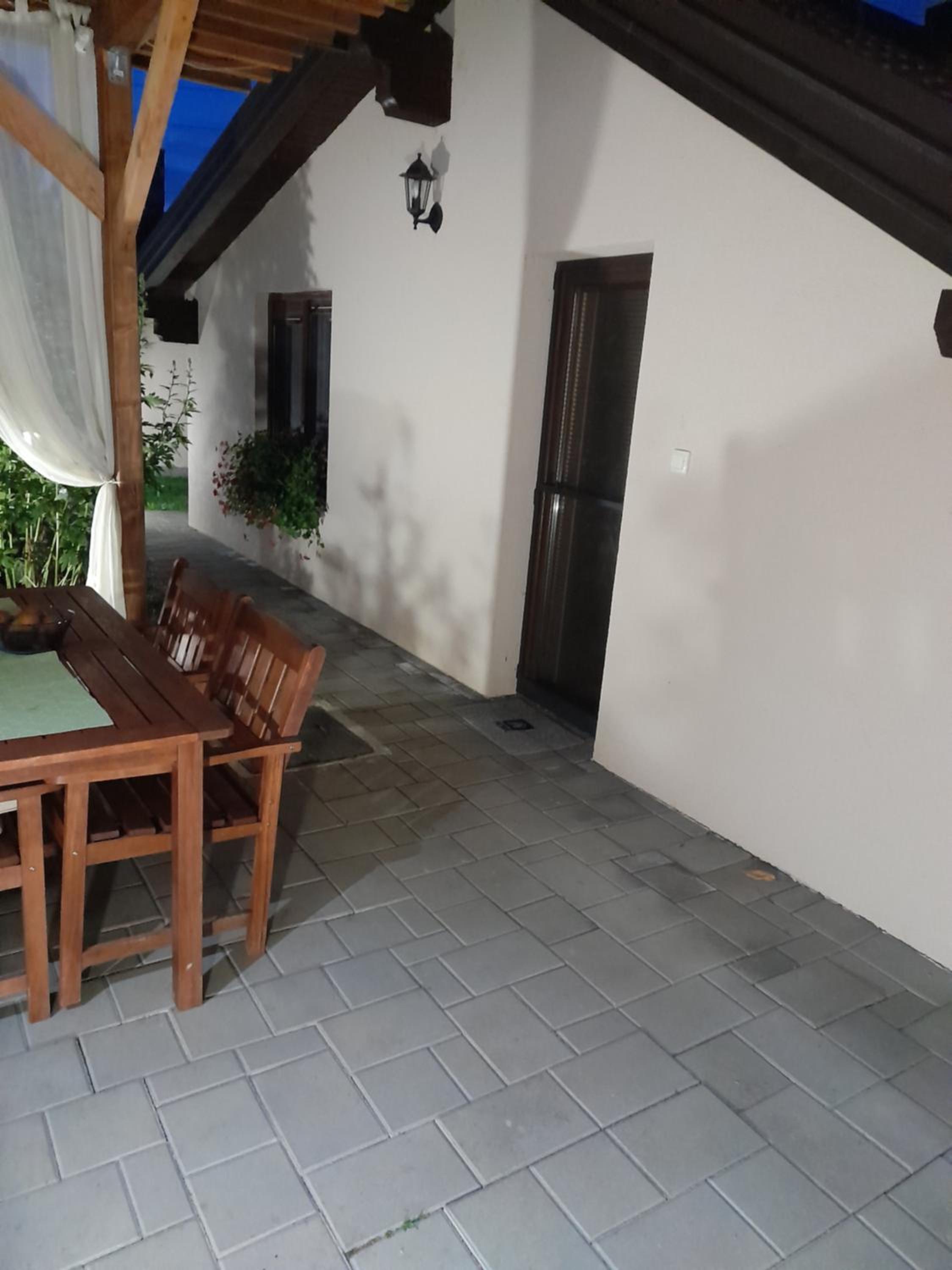 Two Bedroom Apartment with Terrace - Photo 20
