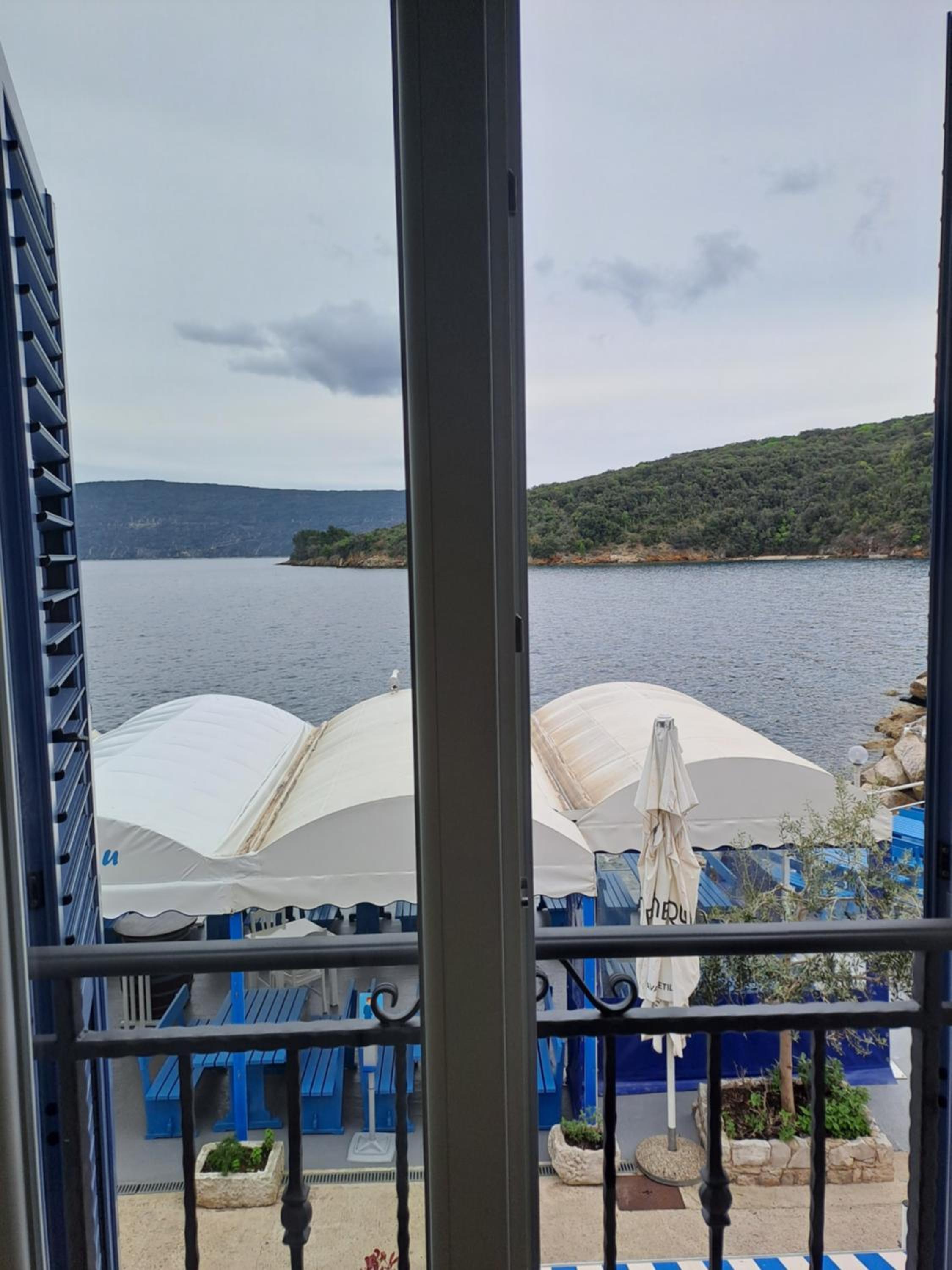 Double Room with Sea View photo 2