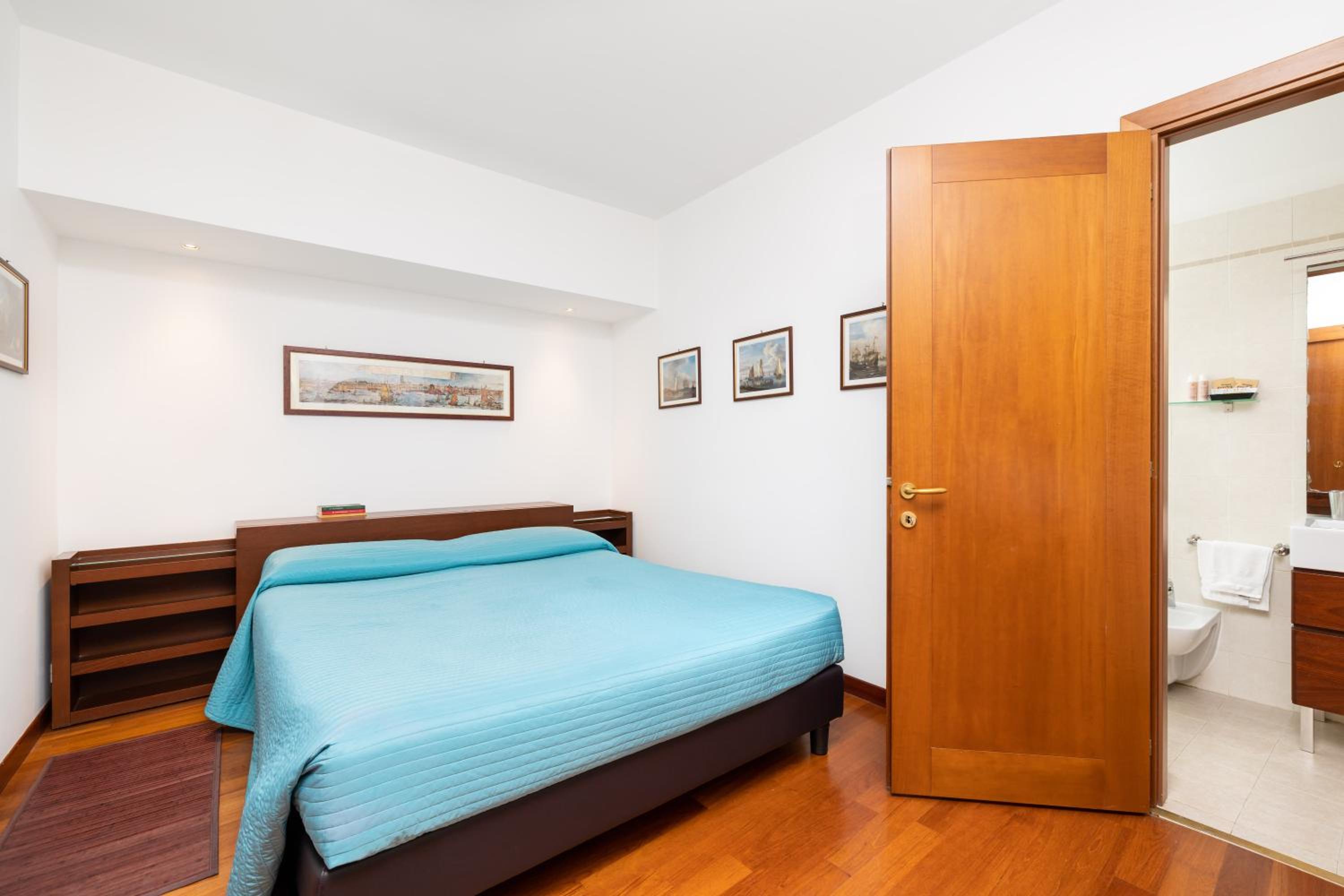 One-Bedroom Apartment (2 Adults) photo 2