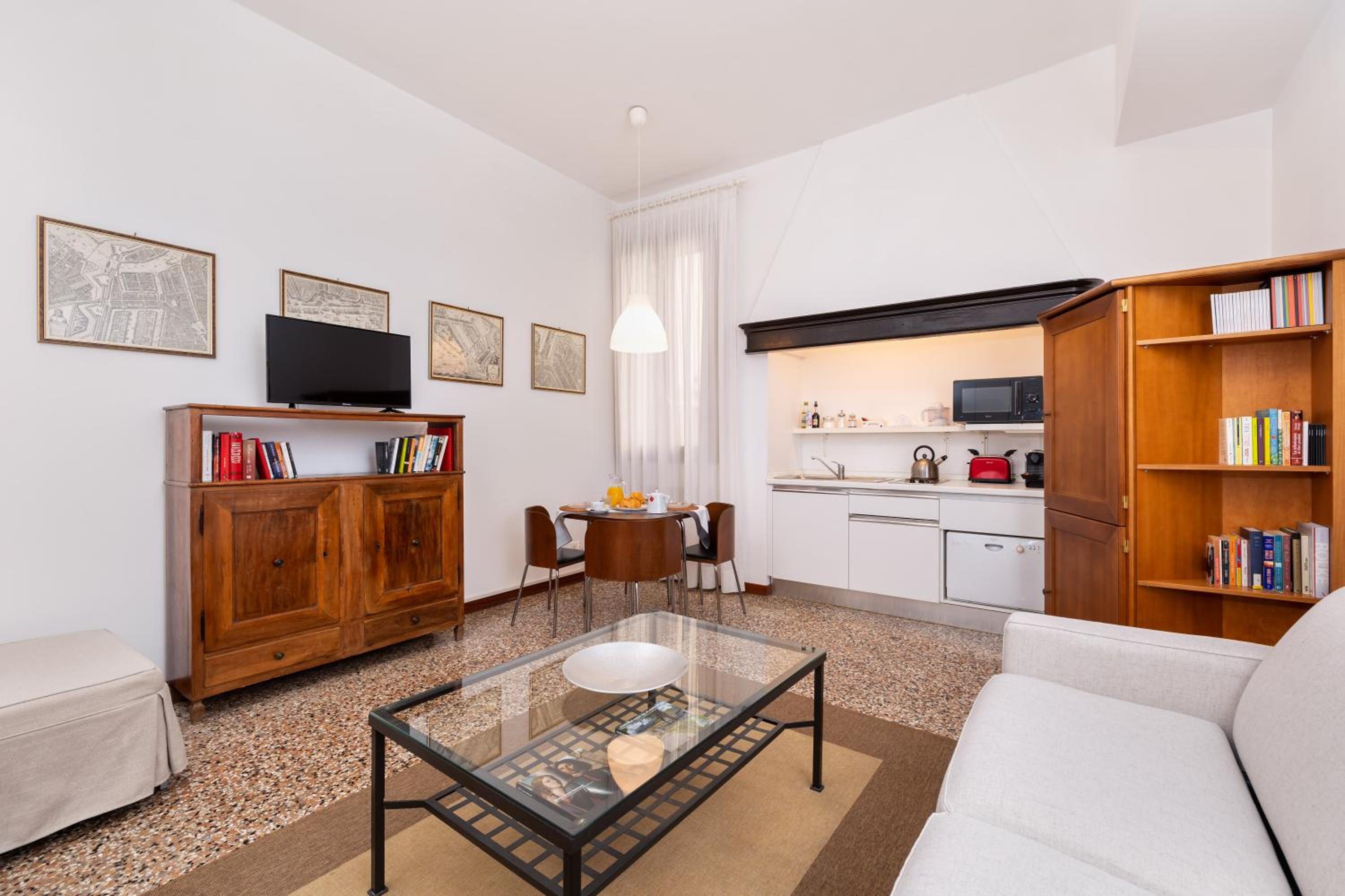 One-Bedroom Apartment (2 Adults) photo 1
