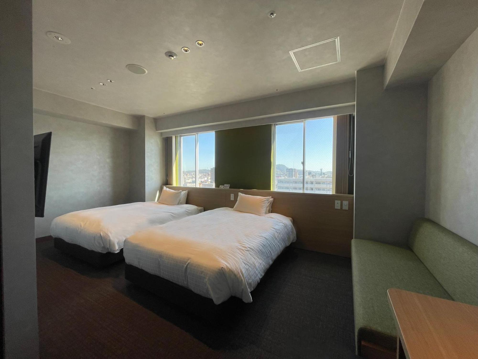 Deluxe Twin Room - City Side - Non-Smoking - Annex photo 3