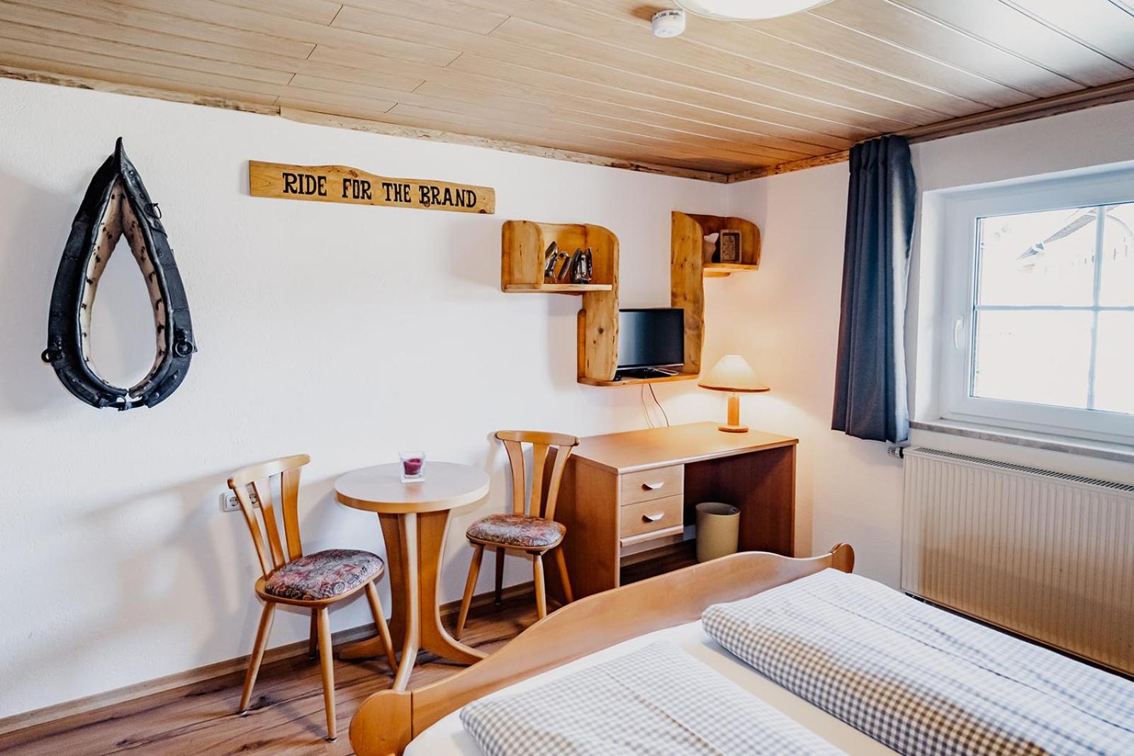 Double Room with Private Bathroom photo 2
