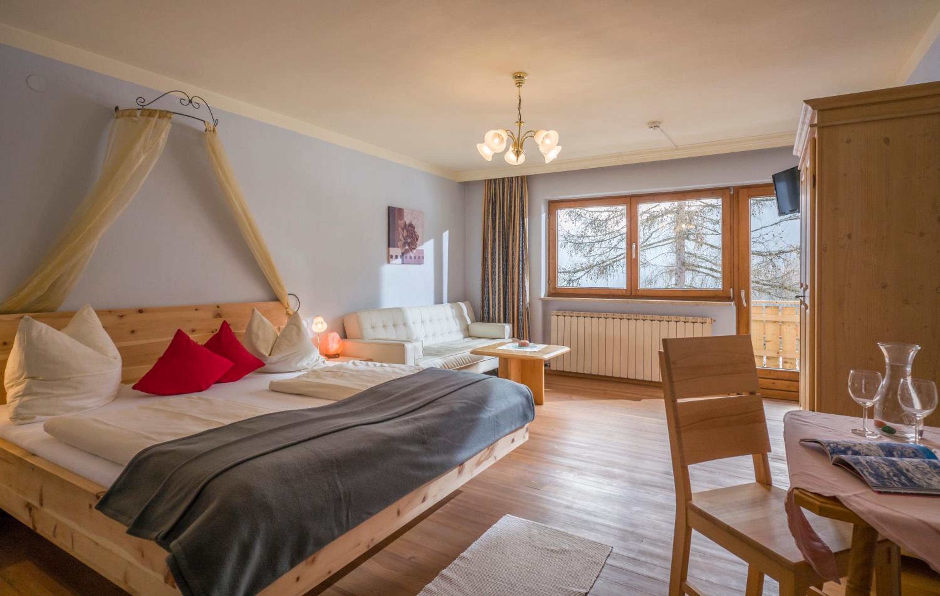 Double Room with Balcony and Panorama View photo 1