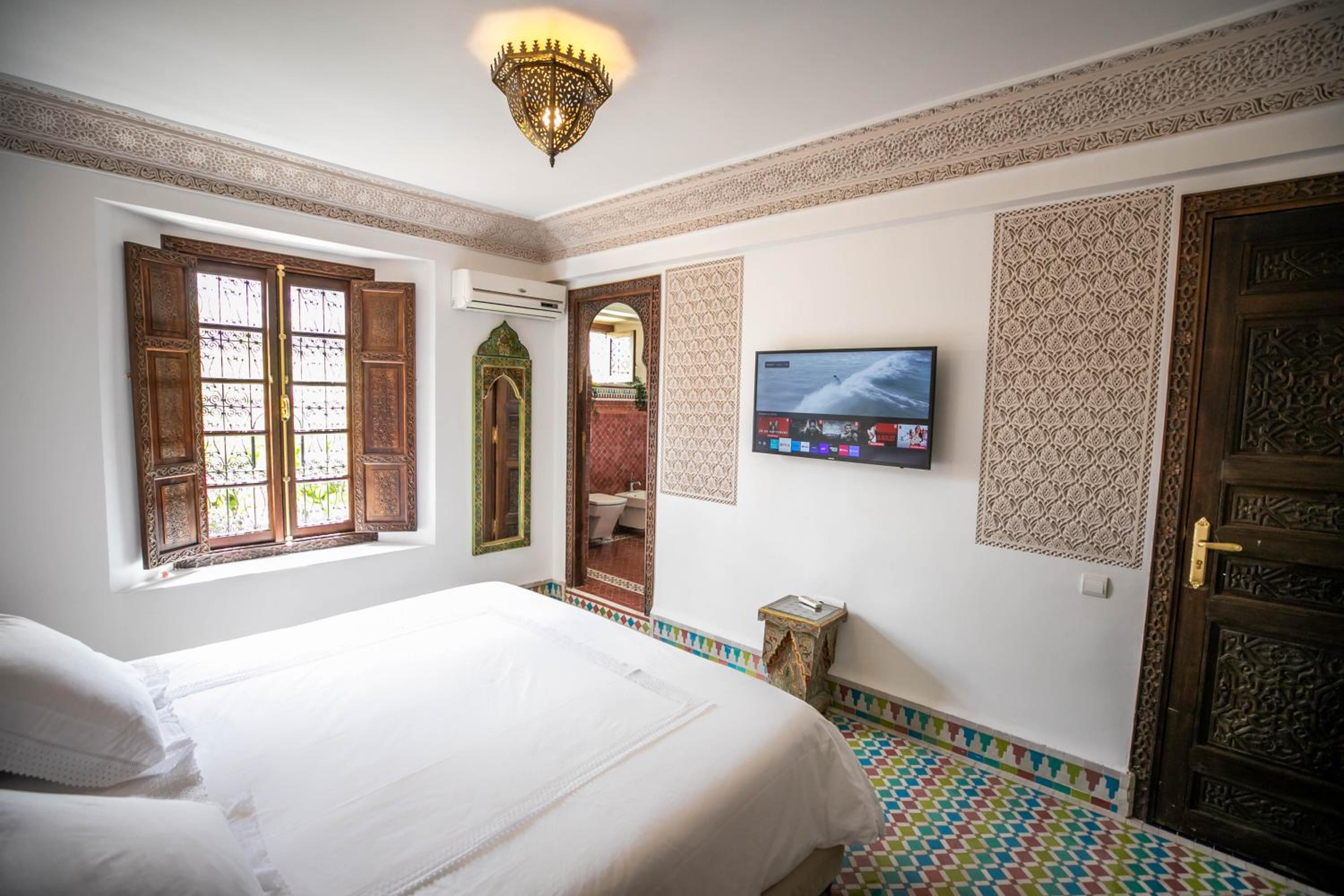 Double Room with Private Bathroom photo 2