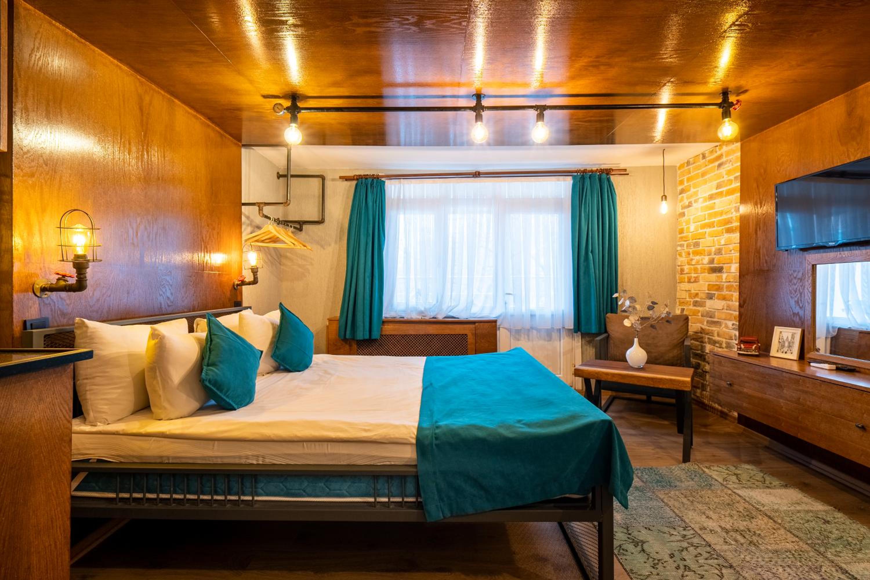 Suite with Balcony photo 2