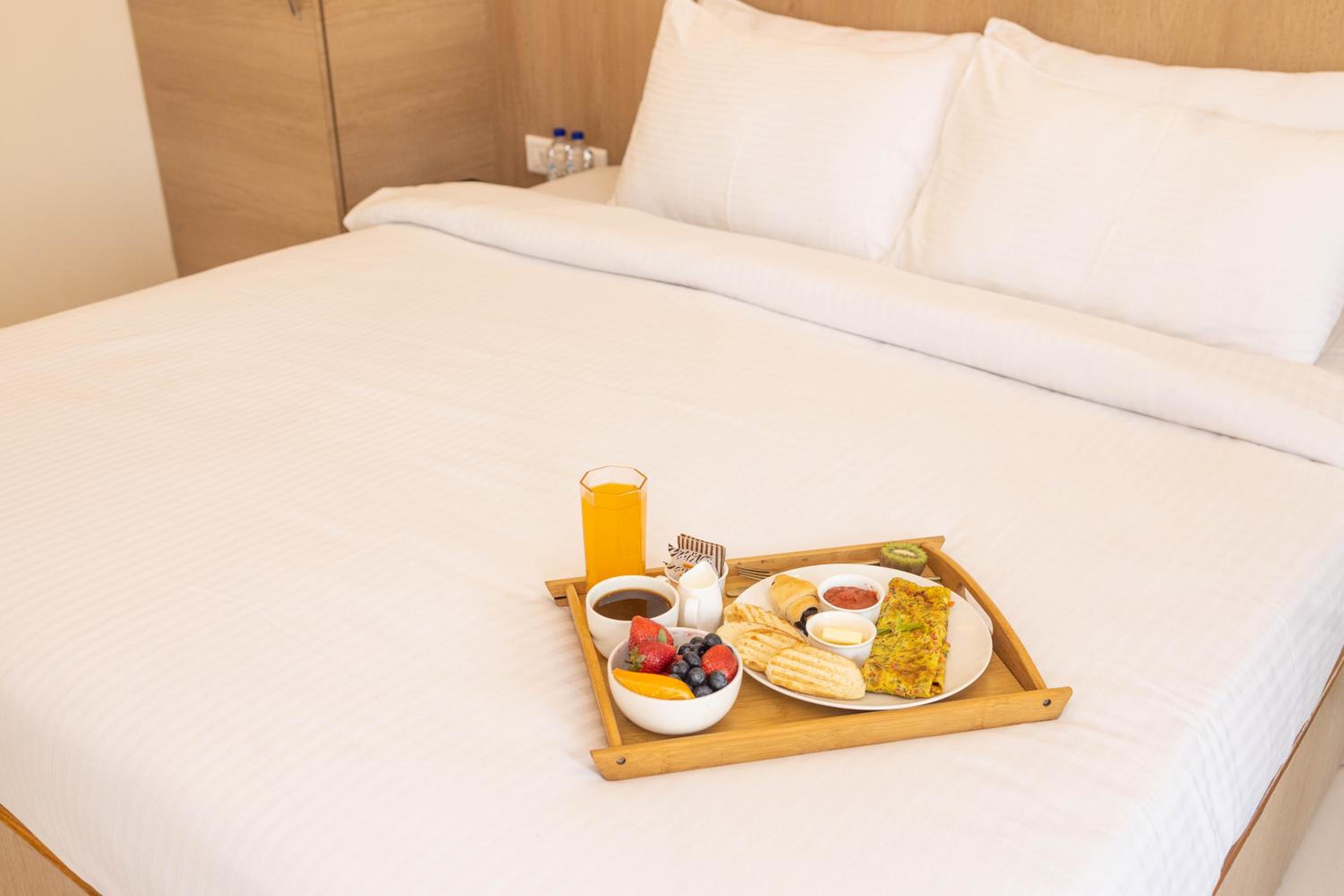 Double Room with Mountain View - Photo 4