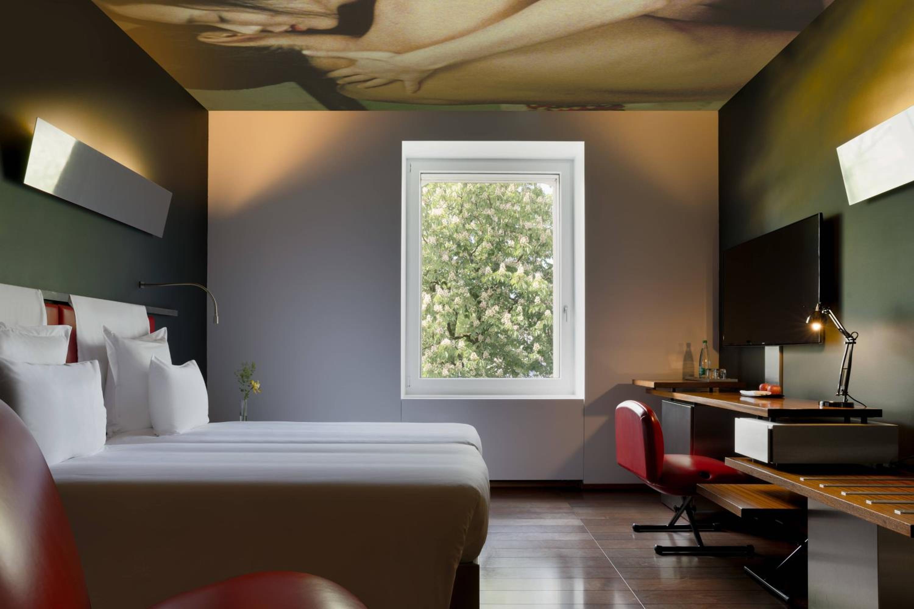 Standard Room with 1 Kingsize-bed, City view - Photo 2