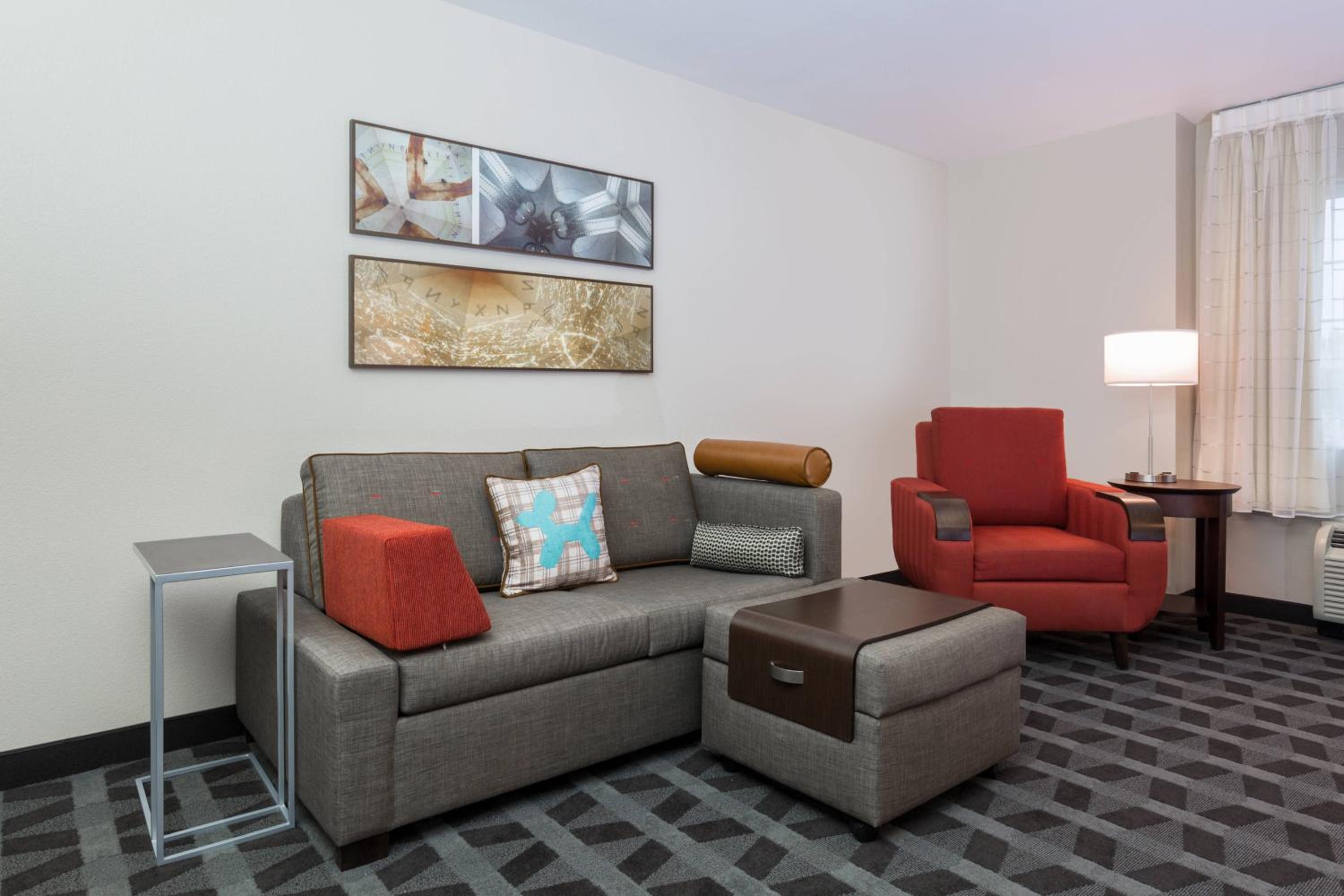 One-Bedroom King Suite - Photo 1