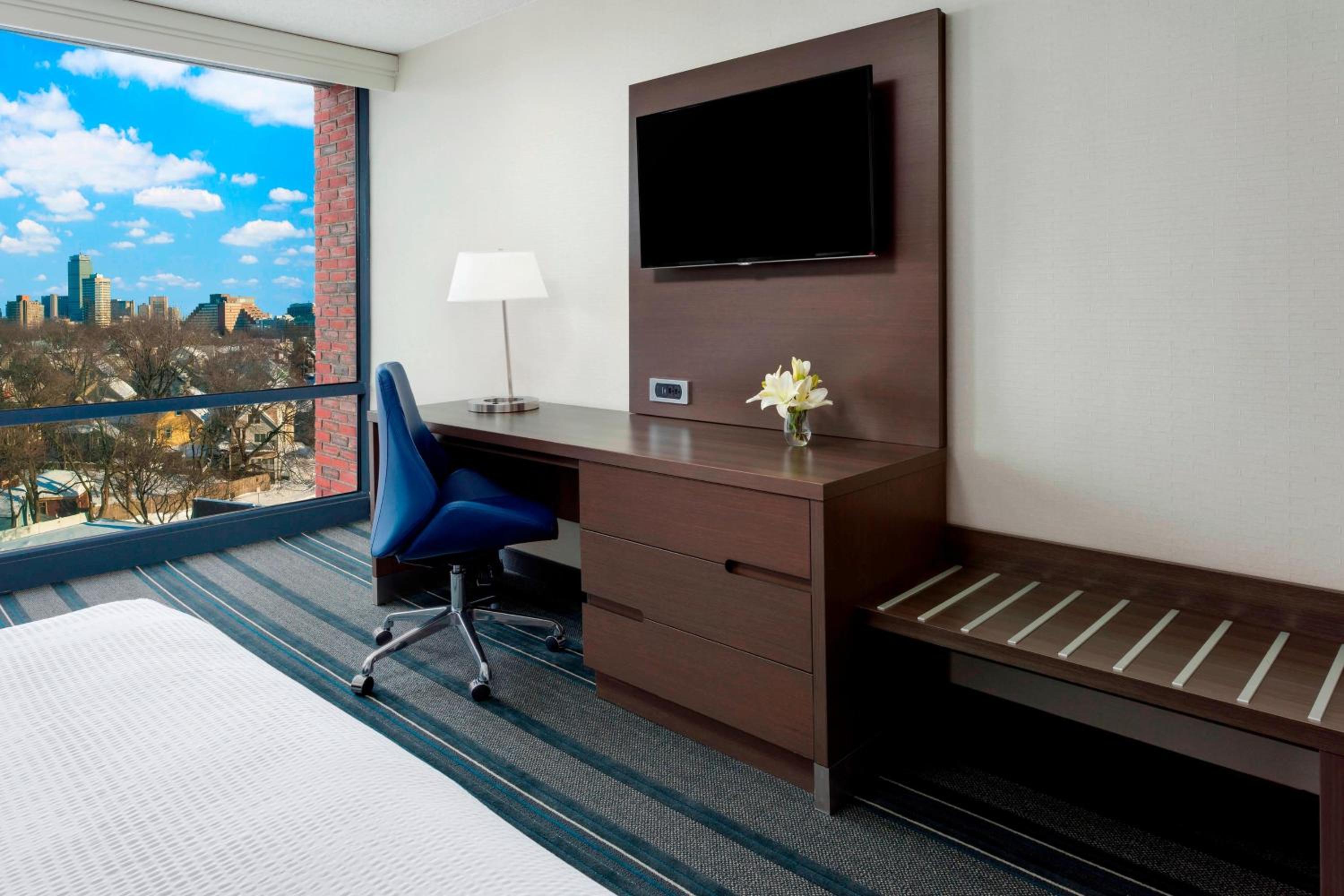King Room with City View