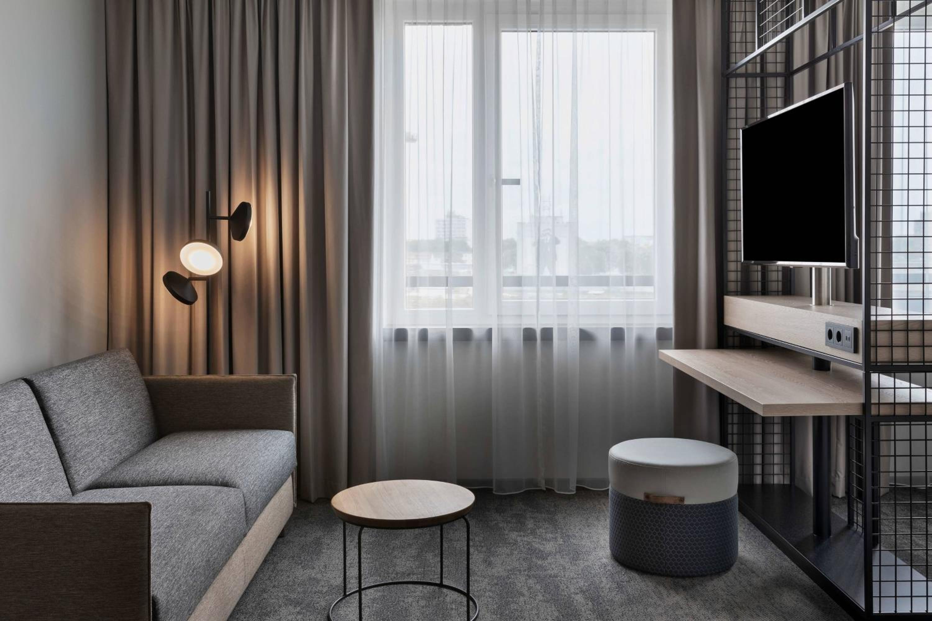Moxyfied Family Room