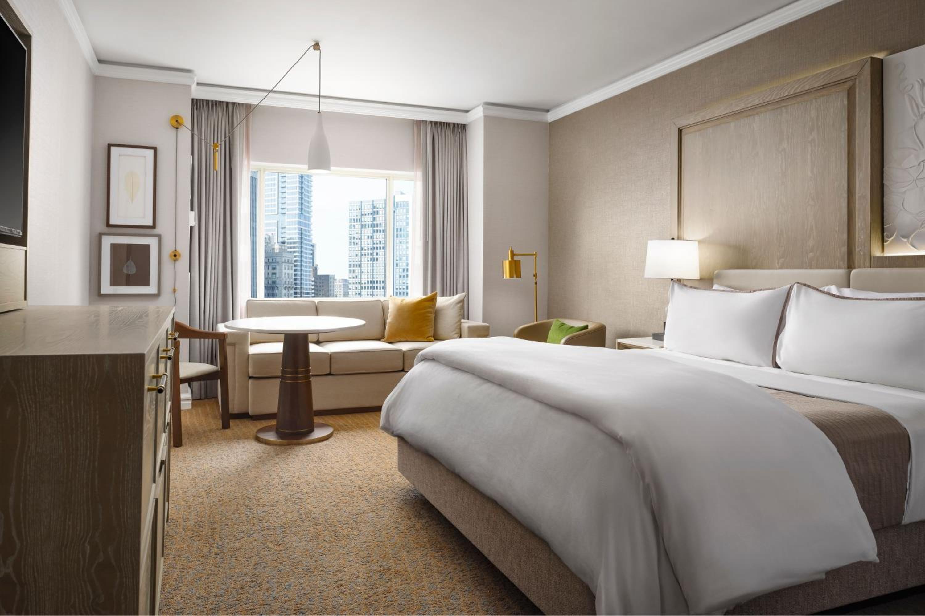 Superior King Room