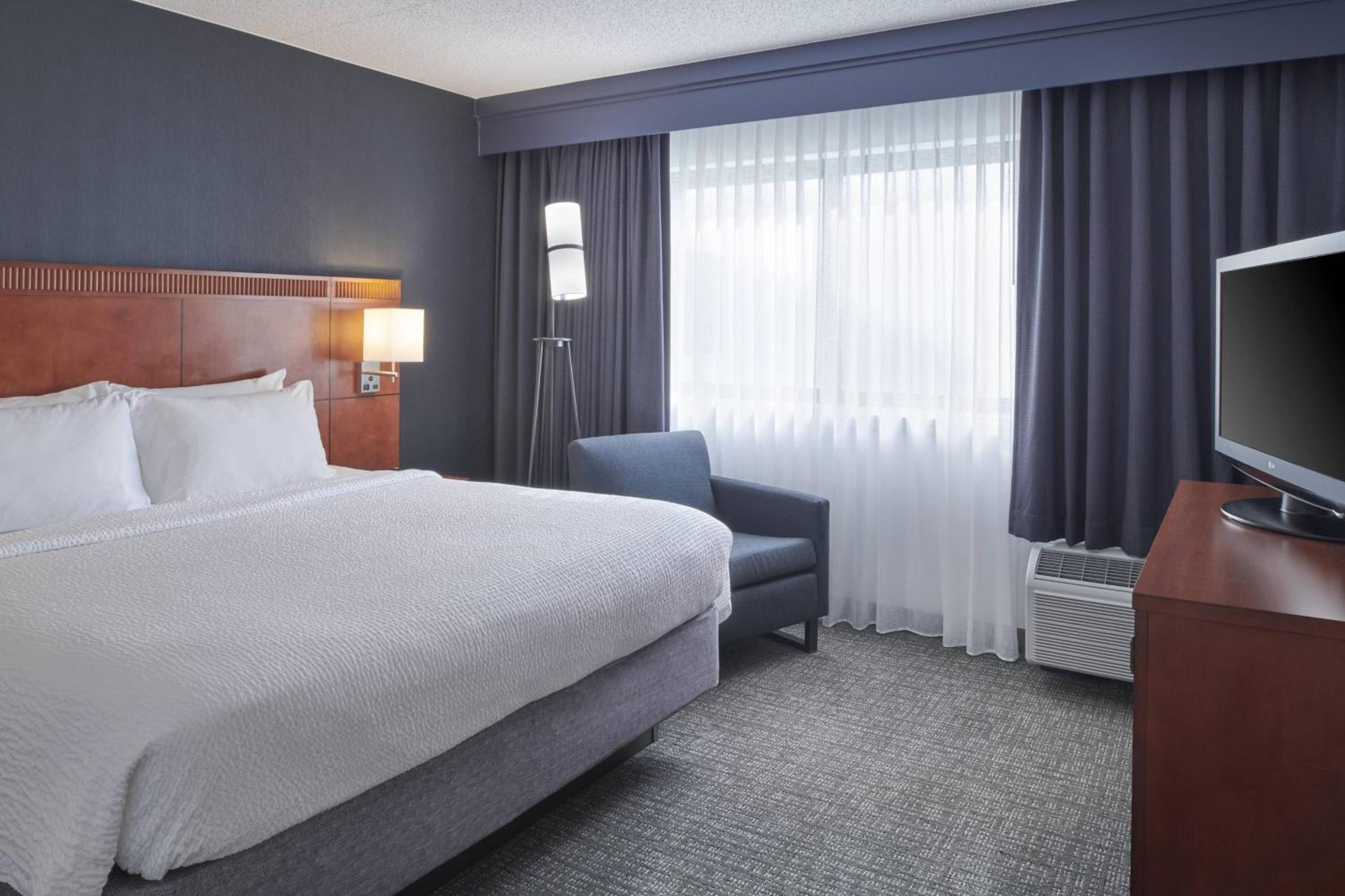 King Suite - Photo 4