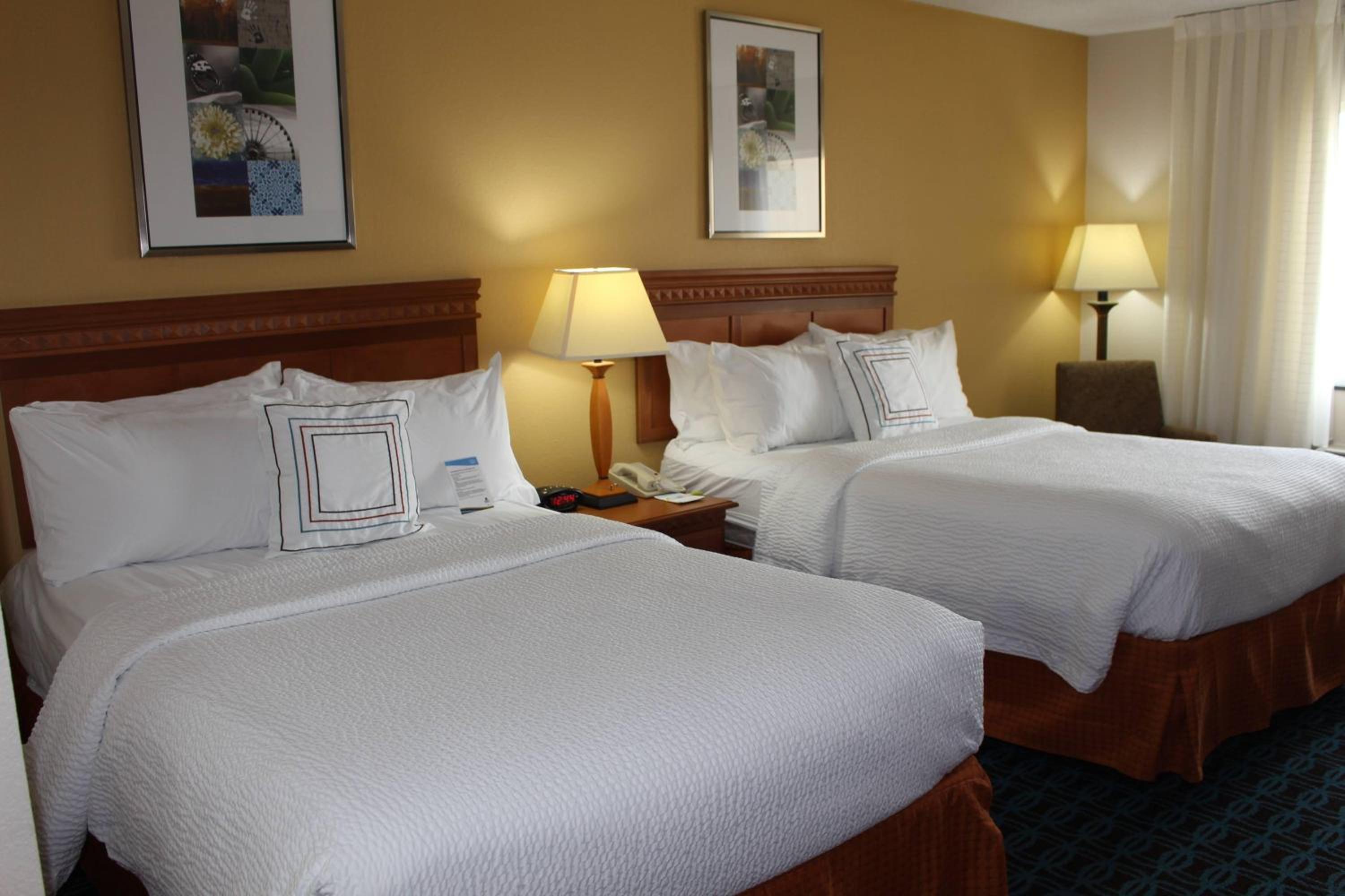 Double Room with Two Double Beds - Photo 1