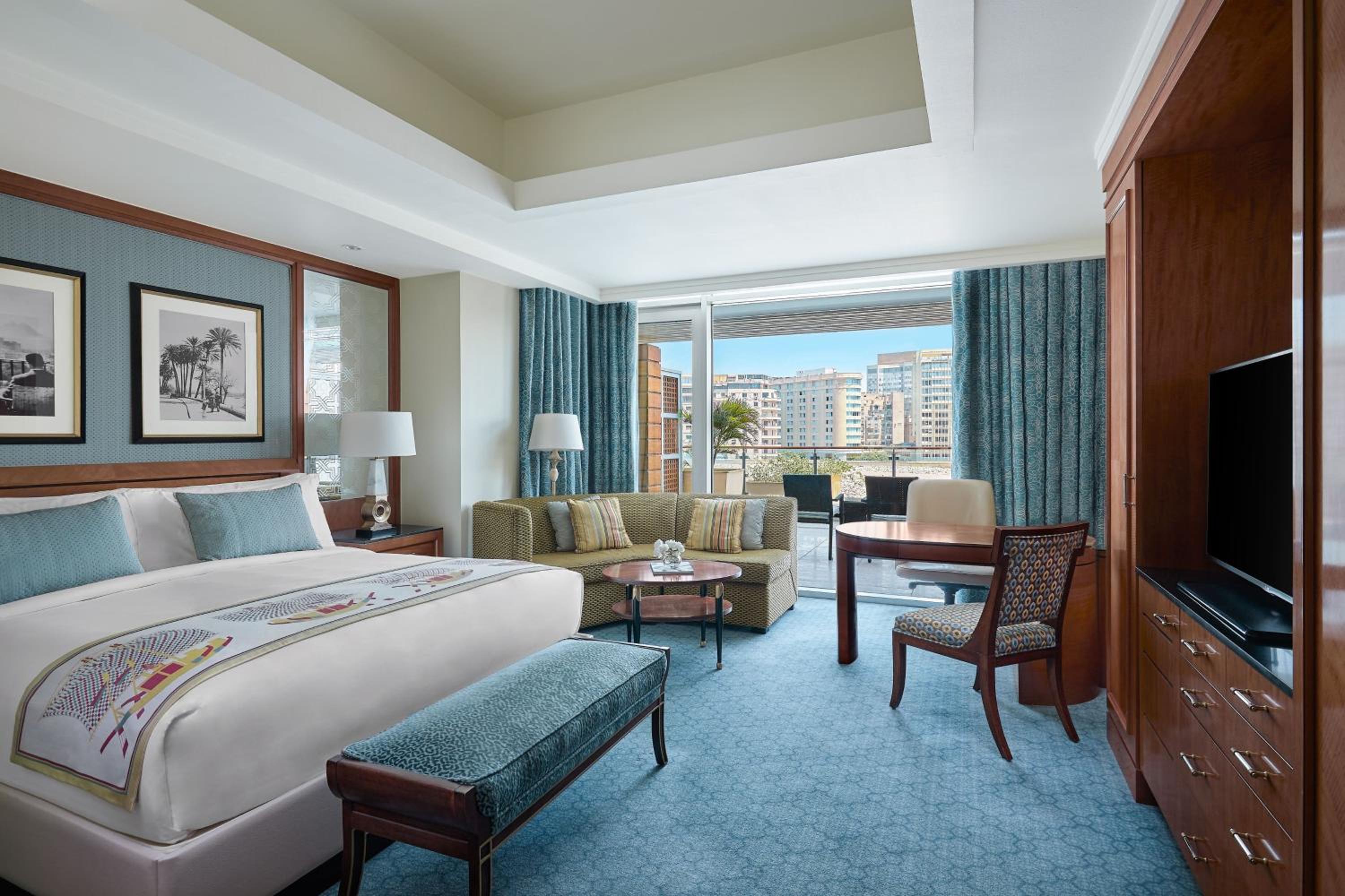 Deluxe room, 1 King, Terrace