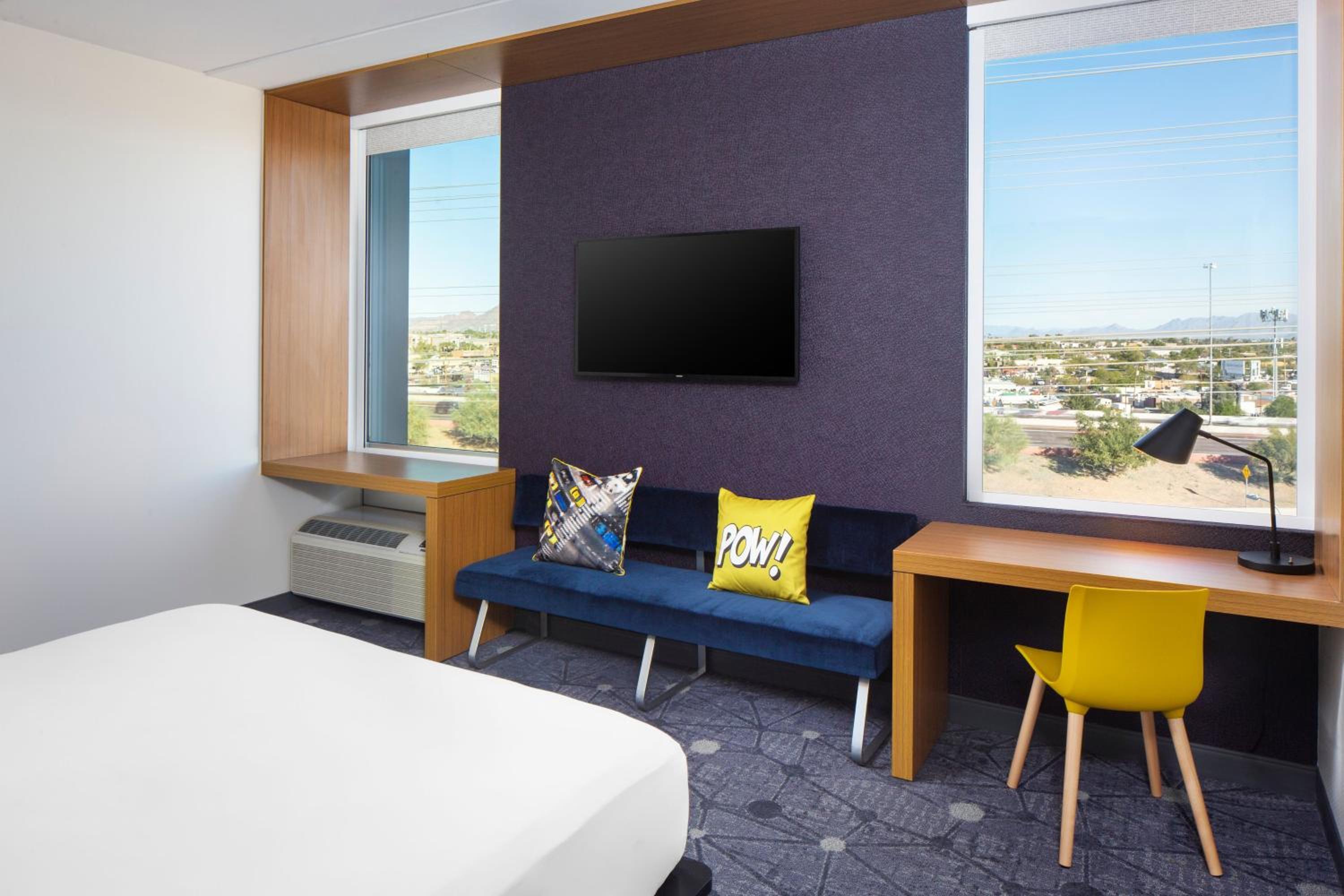 Standard King Room - Photo 2