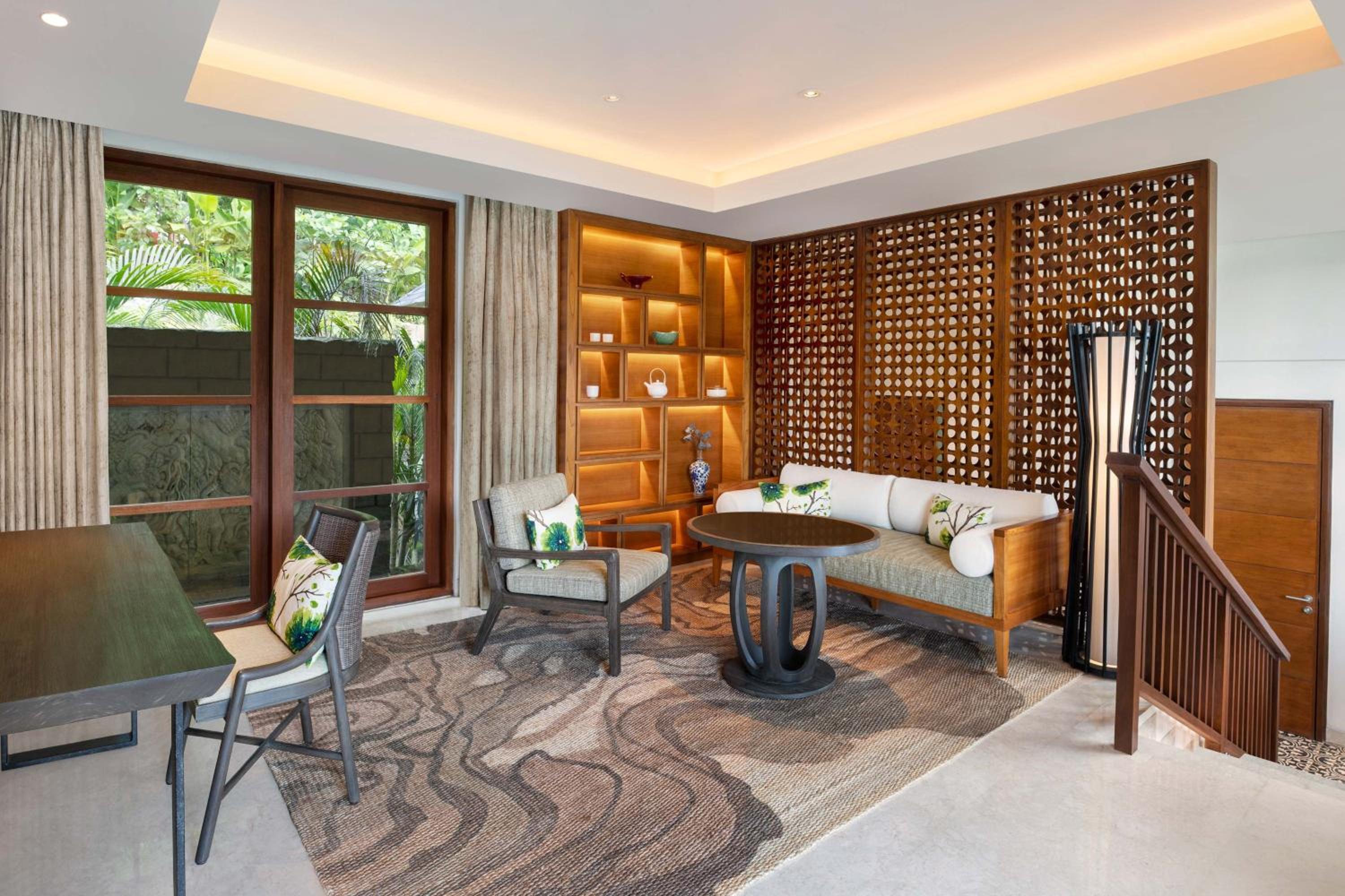 Villa, 1 King Bed, Resort View, and Balcony with 1x Afternoon Tea per Stay for 2 Pax, FREE Access to the Farm, FREE Family Activities, Daily Yoga, Daily Aquacise, and 24-Hour Access to the Westin WORKOUT®️ Fitness Studio. photo 2