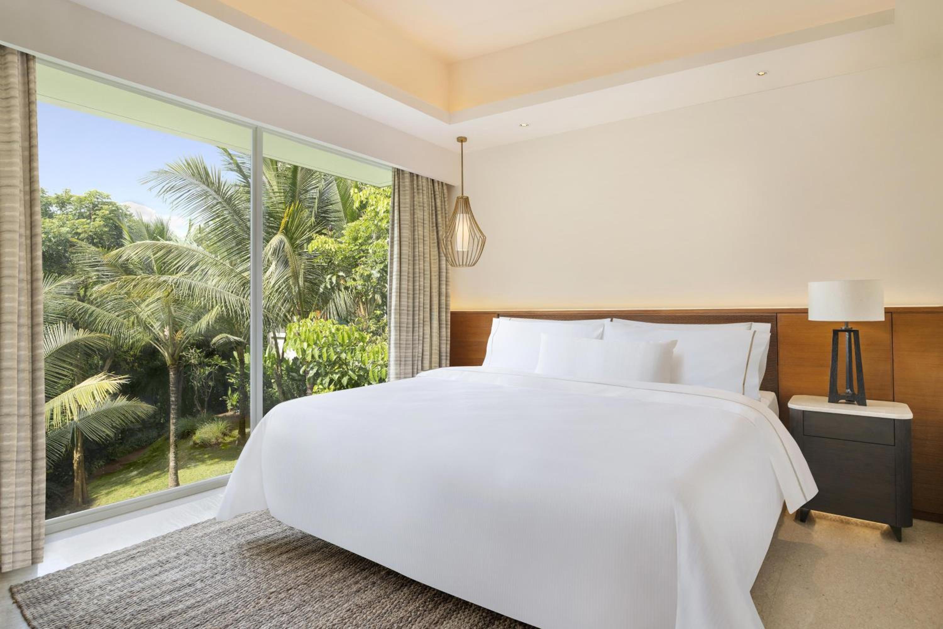 Family Suite, 2 Bedroom Suite, Garden View, and Balcony with FREE Access to the Farm, FREE Family Activities, Daily Yoga, Daily Aquacise, and 24-Hour Access to the Westin WORKOUT®️ Fitness Studio.