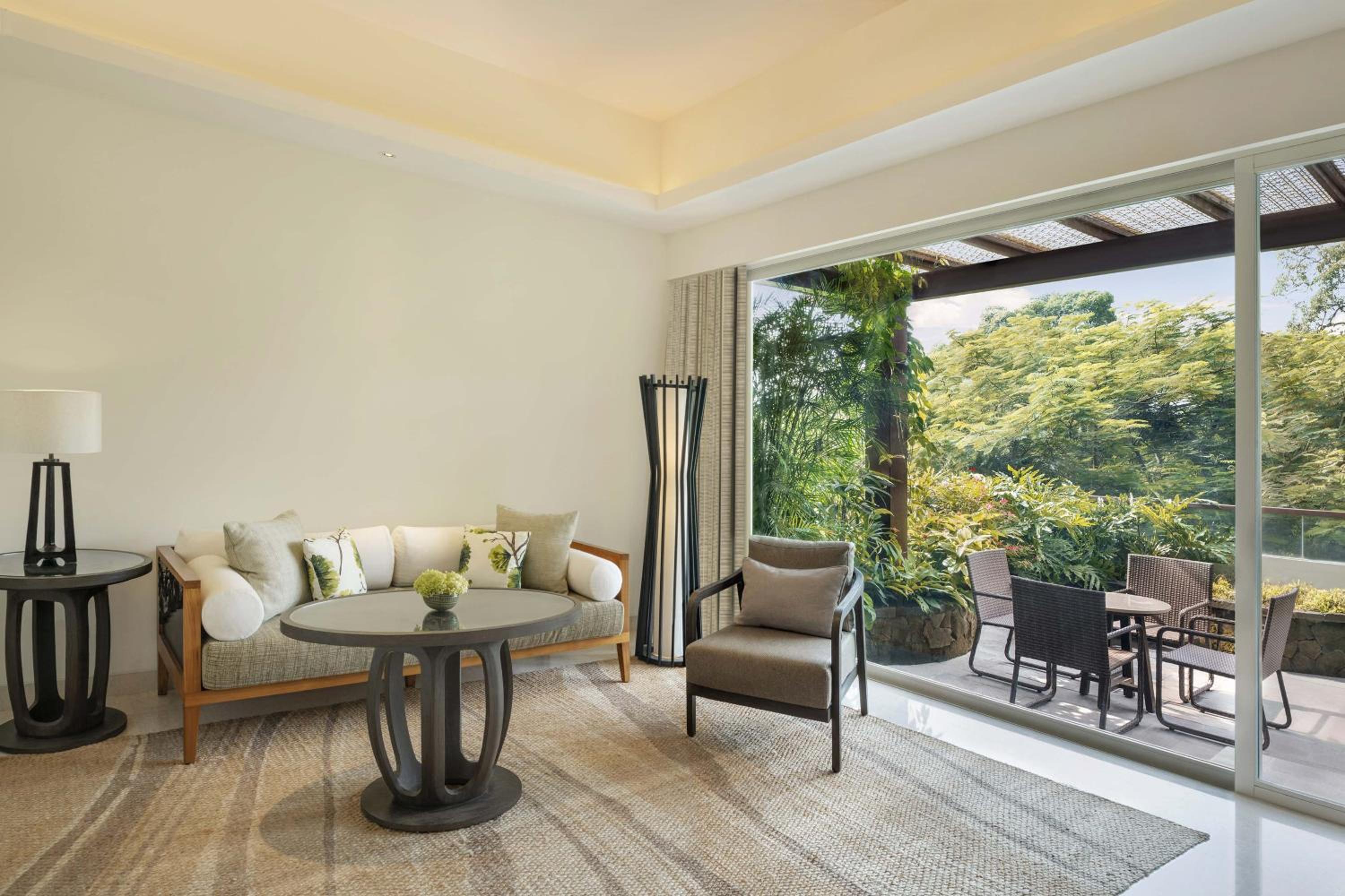 Family Suite, 2 Bedroom Suite, Garden View, and Balcony with FREE Access to the Farm, FREE Family Activities, Daily Yoga, Daily Aquacise, and 24-Hour Access to the Westin WORKOUT®️ Fitness Studio. photo 3