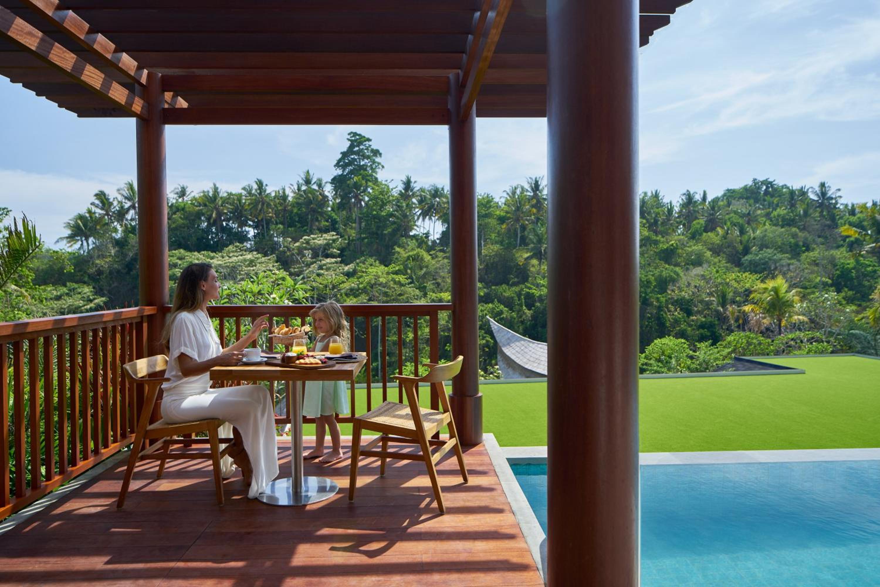 Villa, 1 King Bed, Resort View, and Balcony with 1x Afternoon Tea per Stay for 2 Pax, FREE Access to the Farm, FREE Family Activities, Daily Yoga, Daily Aquacise, and 24-Hour Access to the Westin WORKOUT®️ Fitness Studio. photo 3