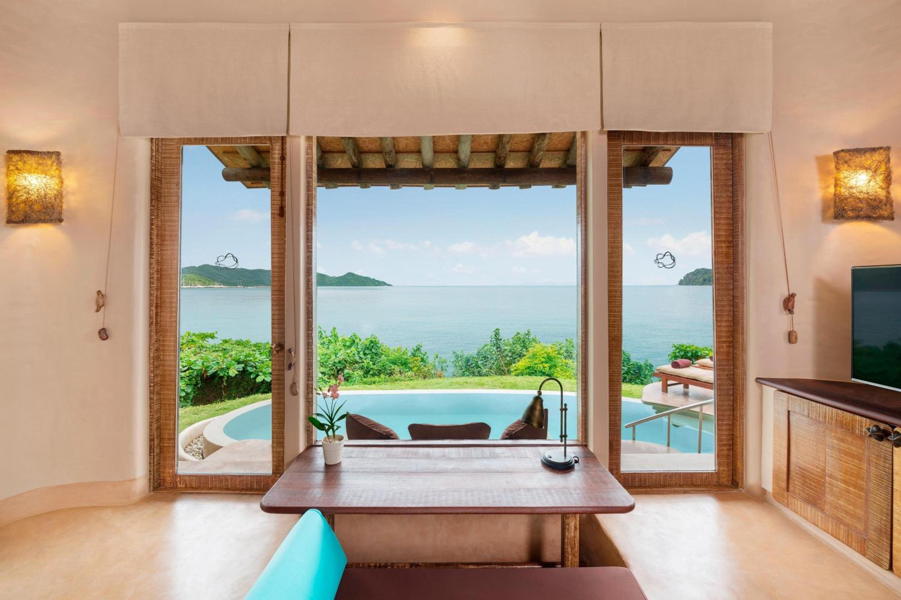 One-Bedroom Villa with Sofa Bed and Sea View