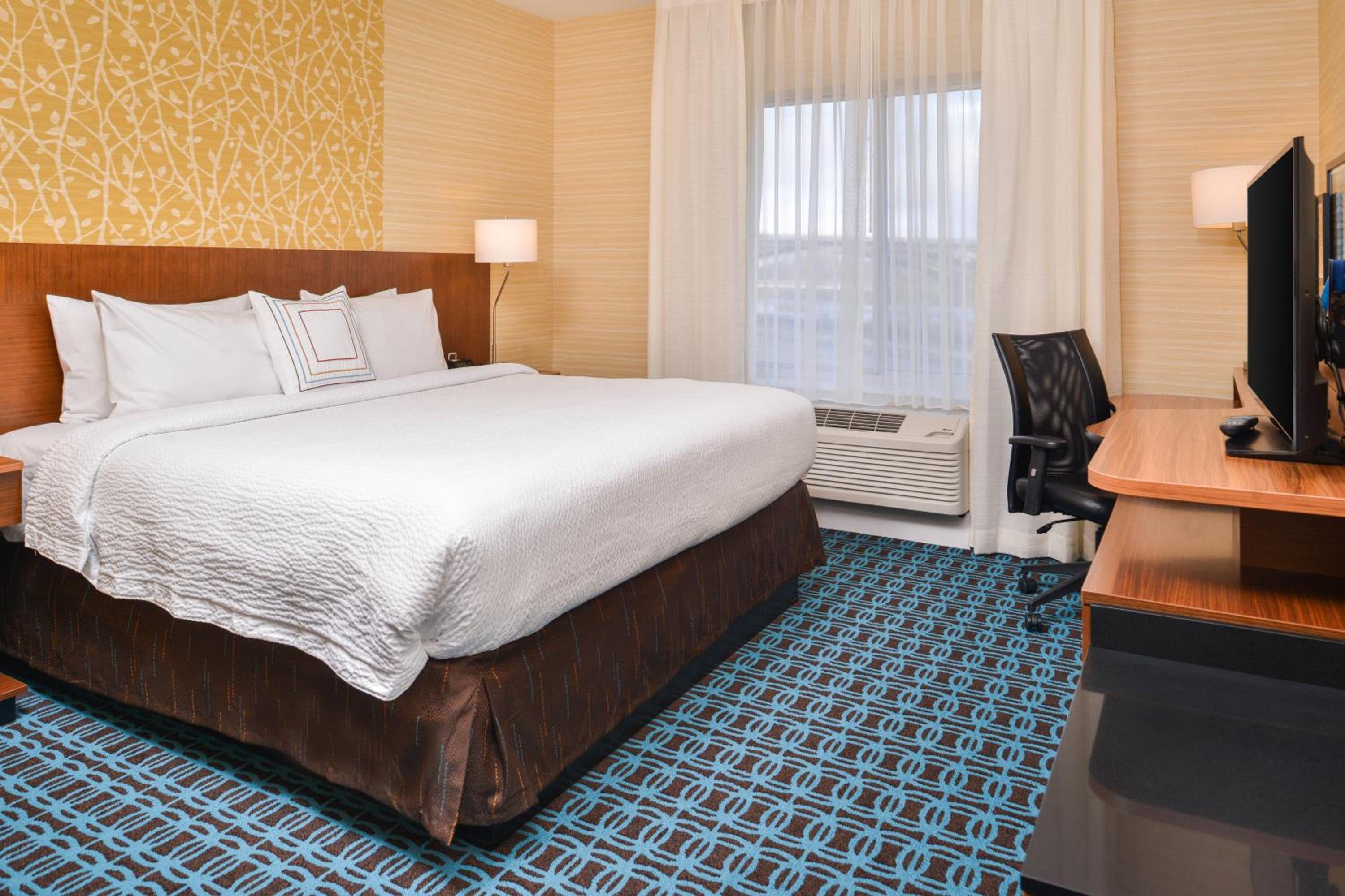 Deluxe King Room with River View