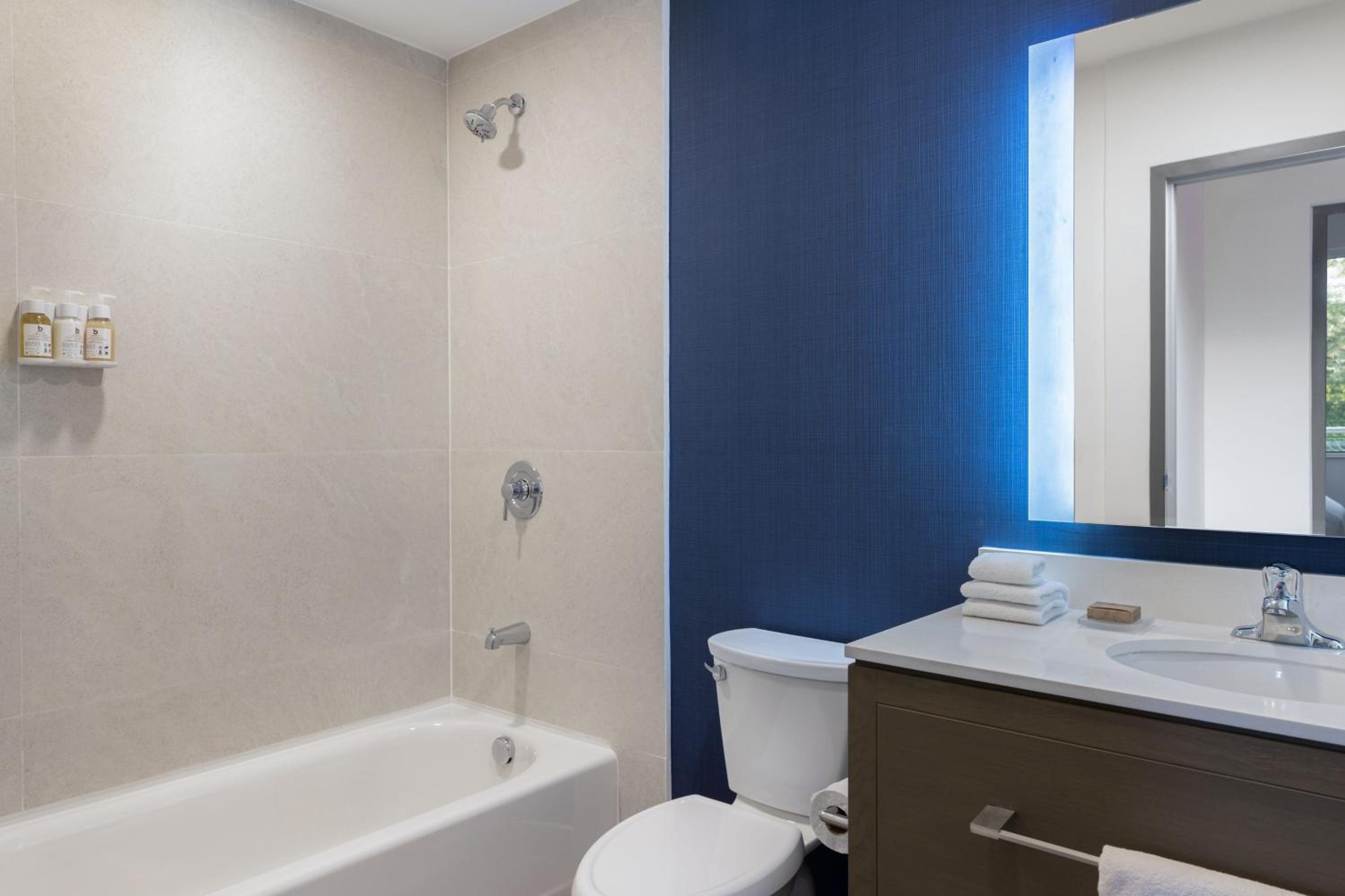 Two-Bedroom Suite with Balcony and Partial Golf View - Photo 7