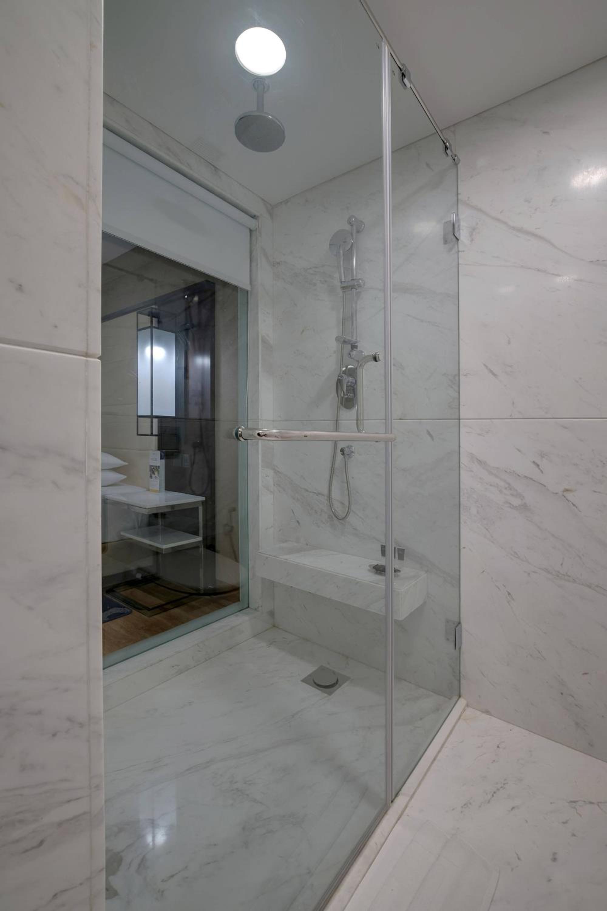 Executive Suite - Early Check-in and Late Check-out (Subject to Availability)  - 10% Discount on F&B and Laundry till 15th September 2026 photo 3