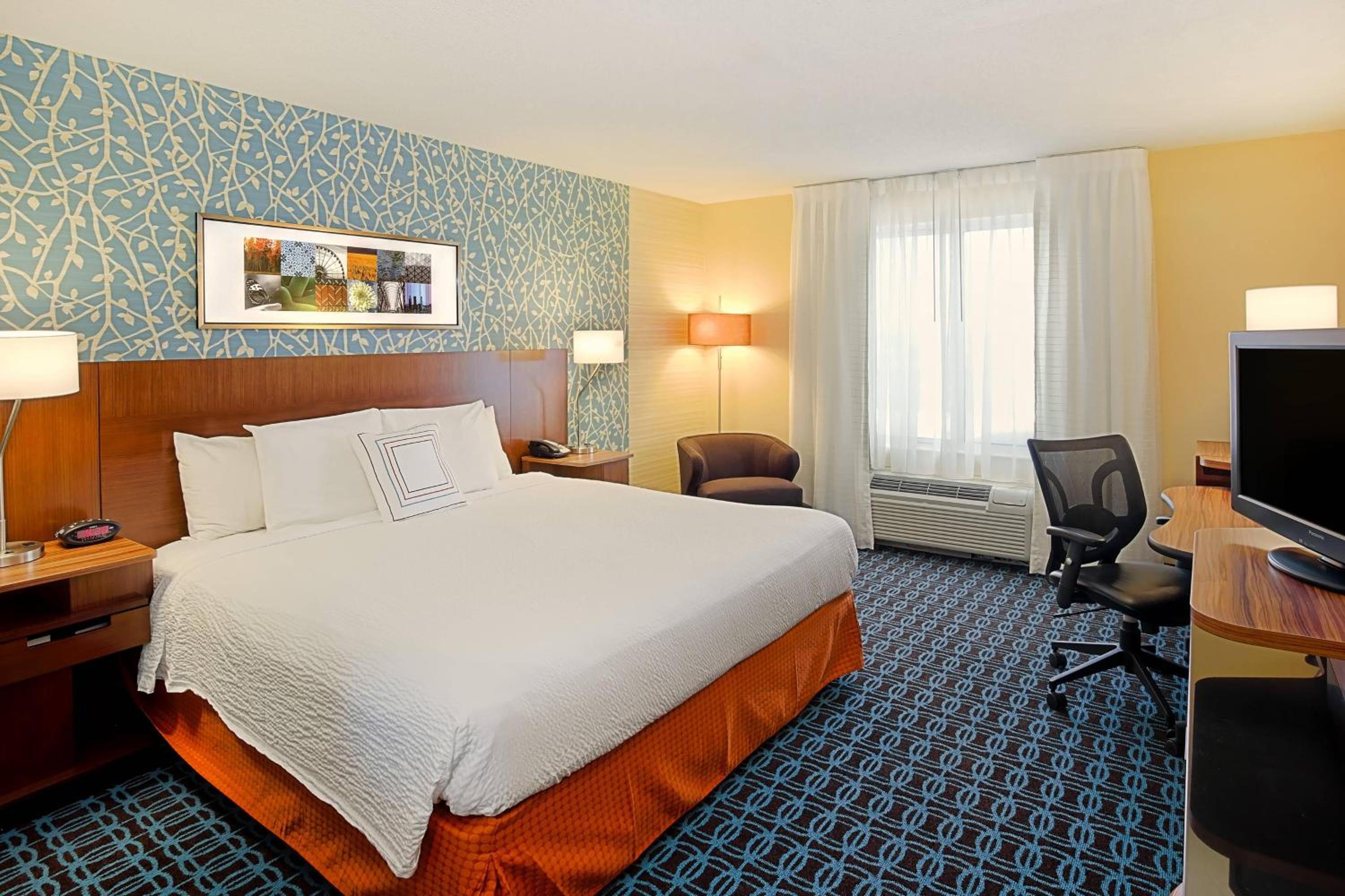Guest Room, 1 King