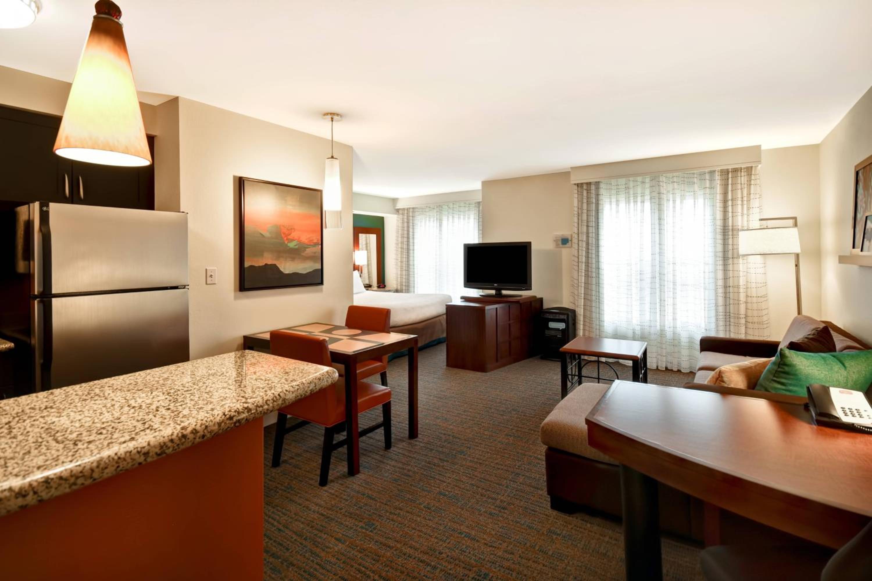 One-Bedroom Studio Suite - Allergy Friendly