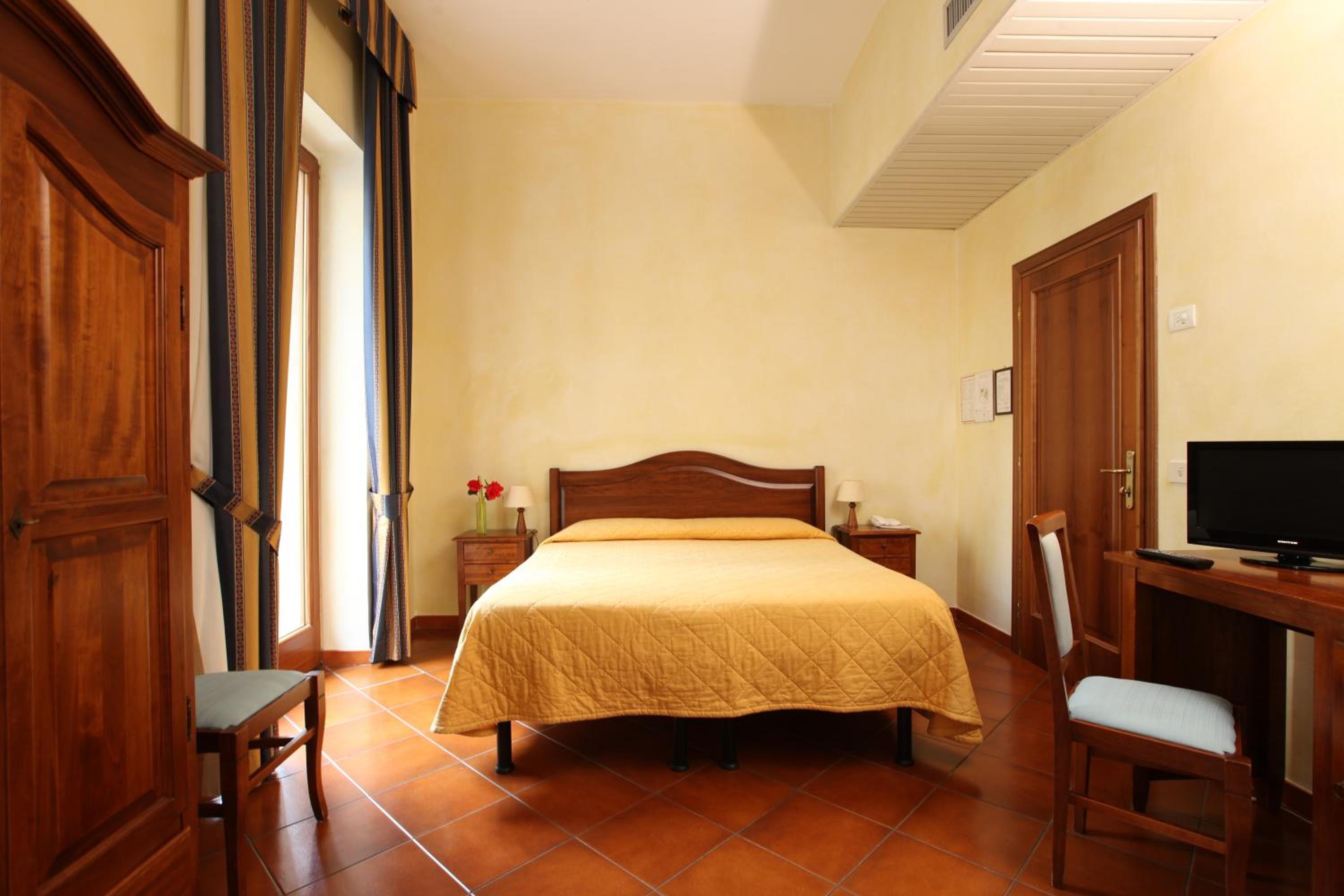 Double Room photo 1