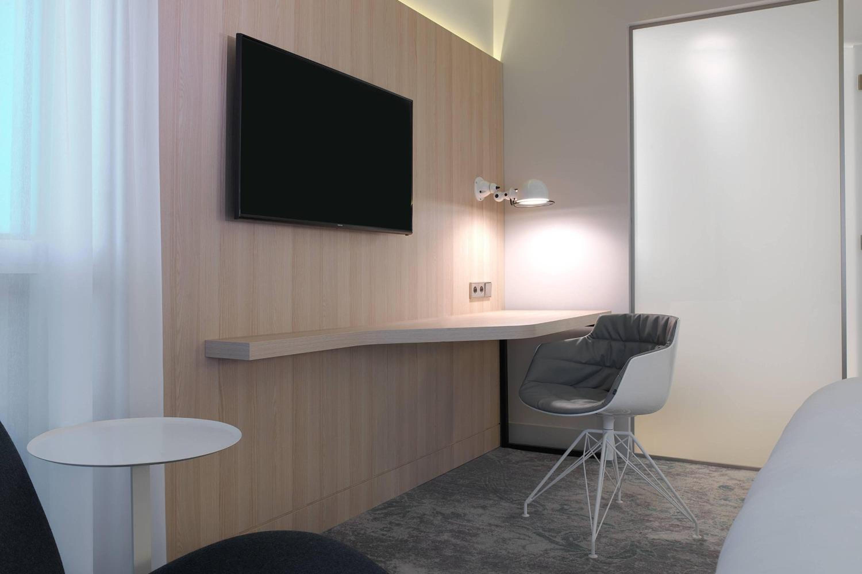 Deluxe twin room, Free Airport Shuttle