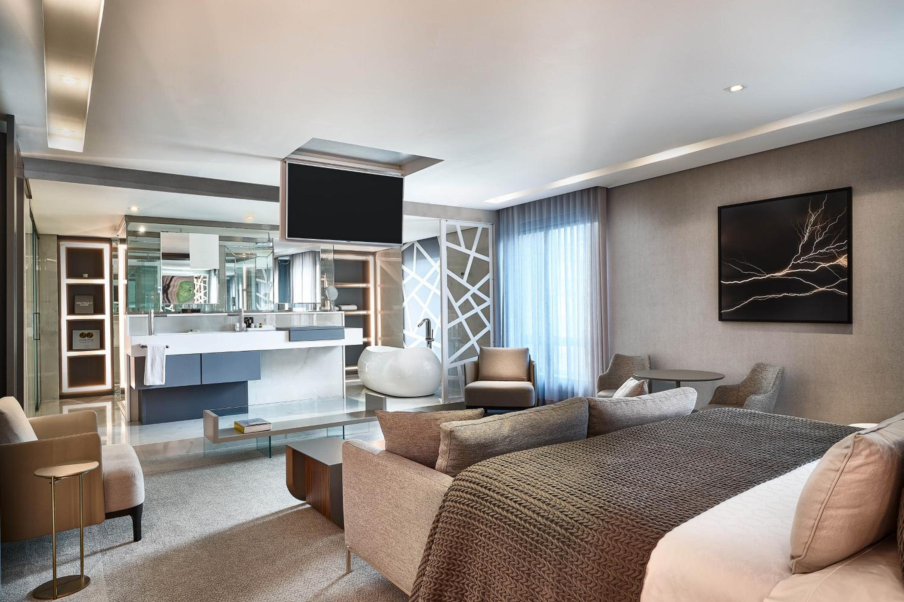 Emerald King Suite