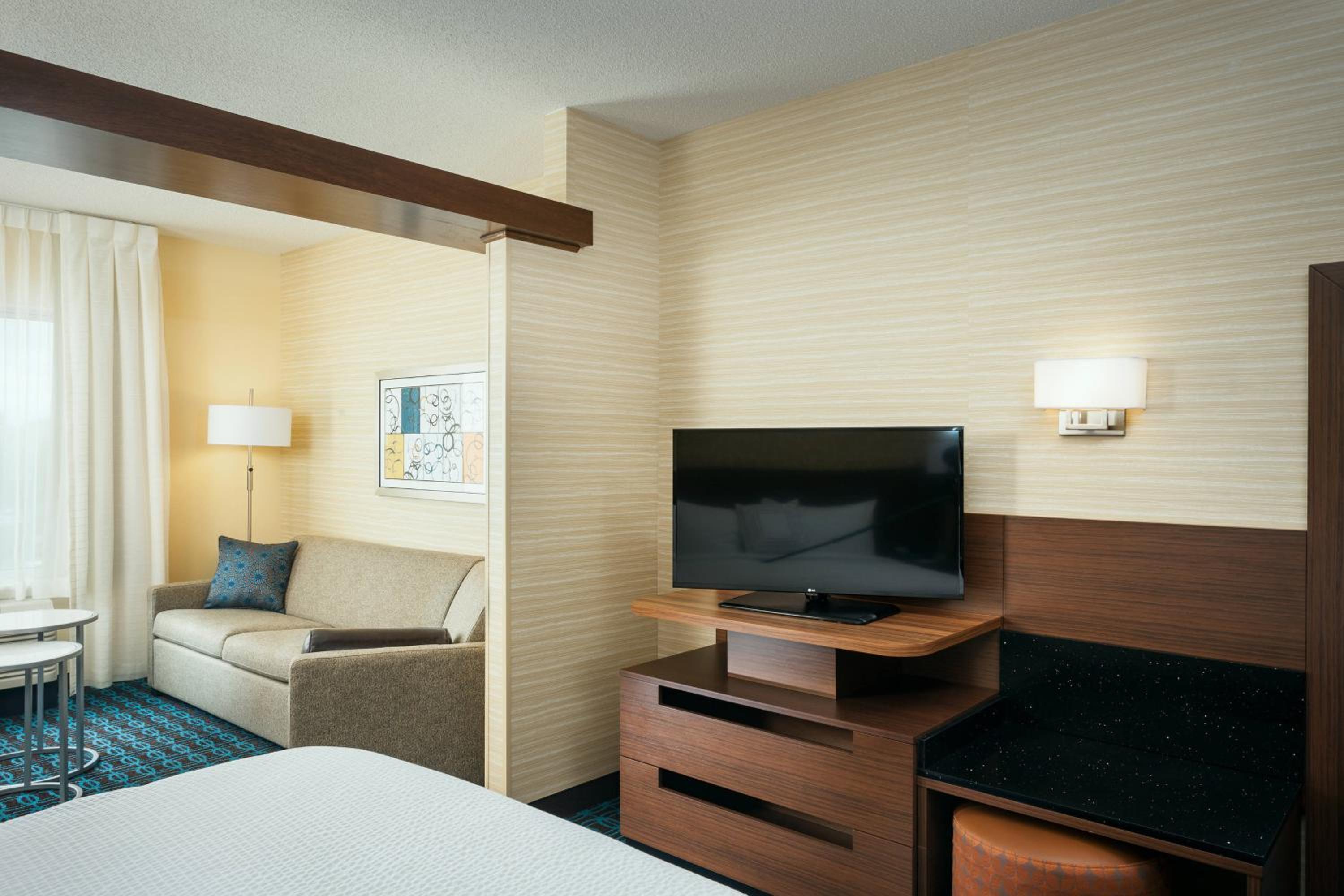 King Suite with Sofa Bed - Hearing Accessible photo 2