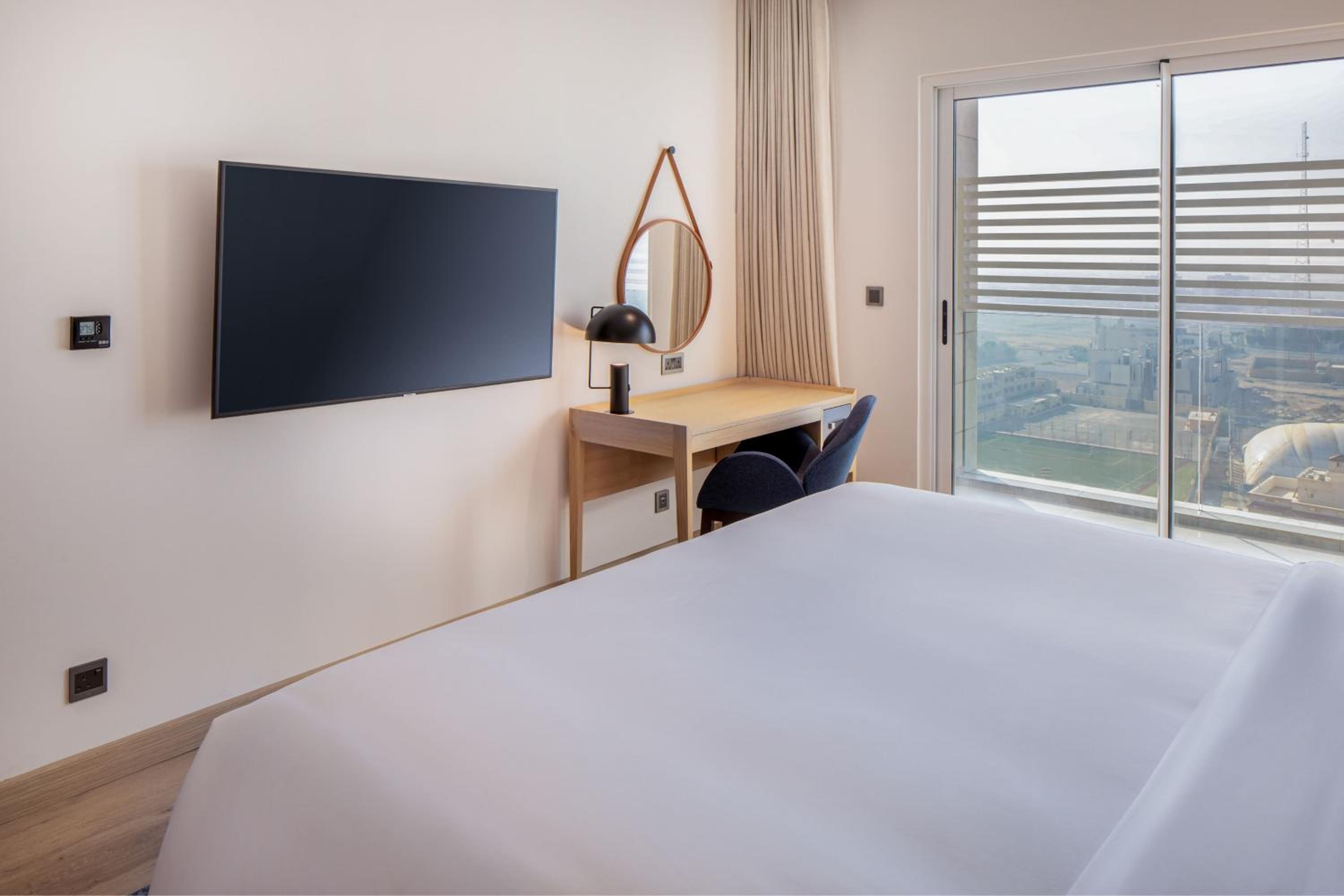 Superior King Room - Photo 4
