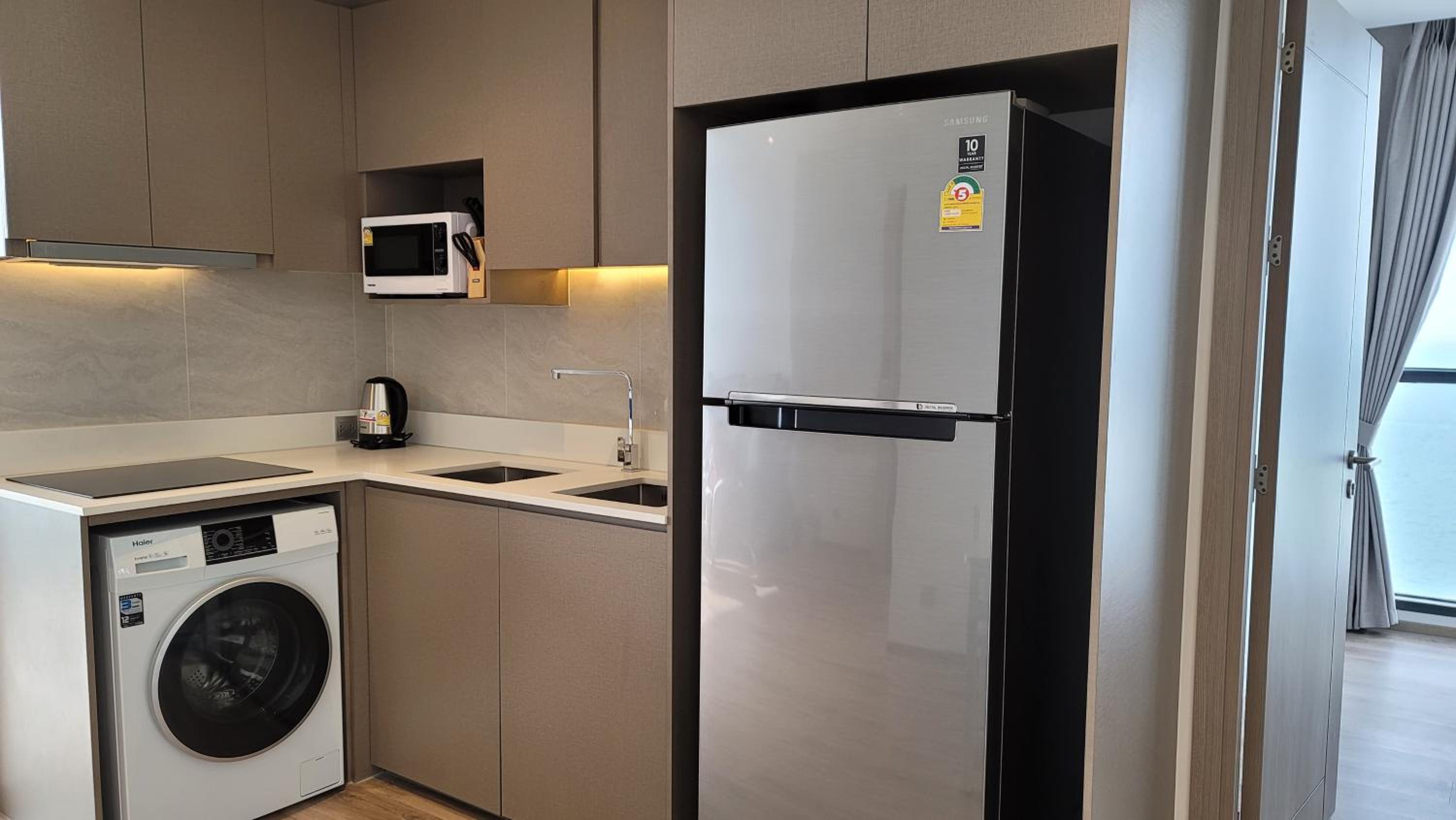 Two-Bedroom Apartment - Photo 23