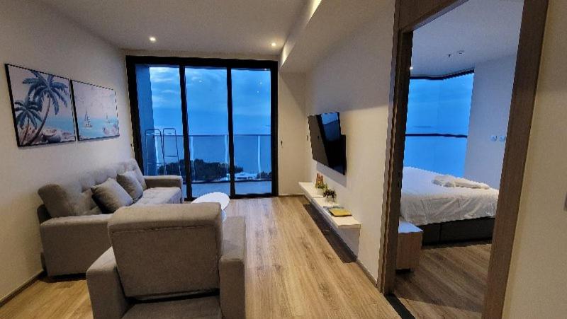 Two-Bedroom Apartment - Photo 12