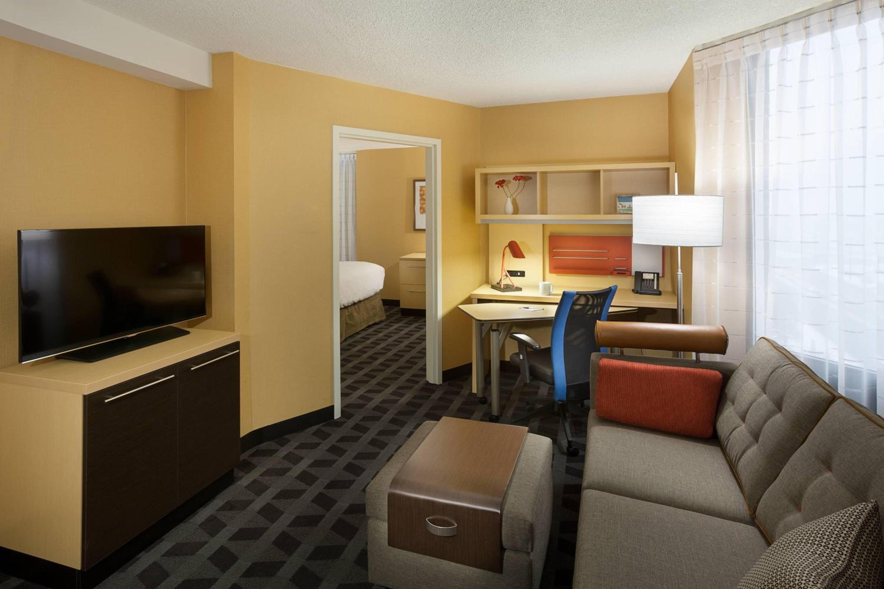 One-Bedroom Suite with Sofa Bed