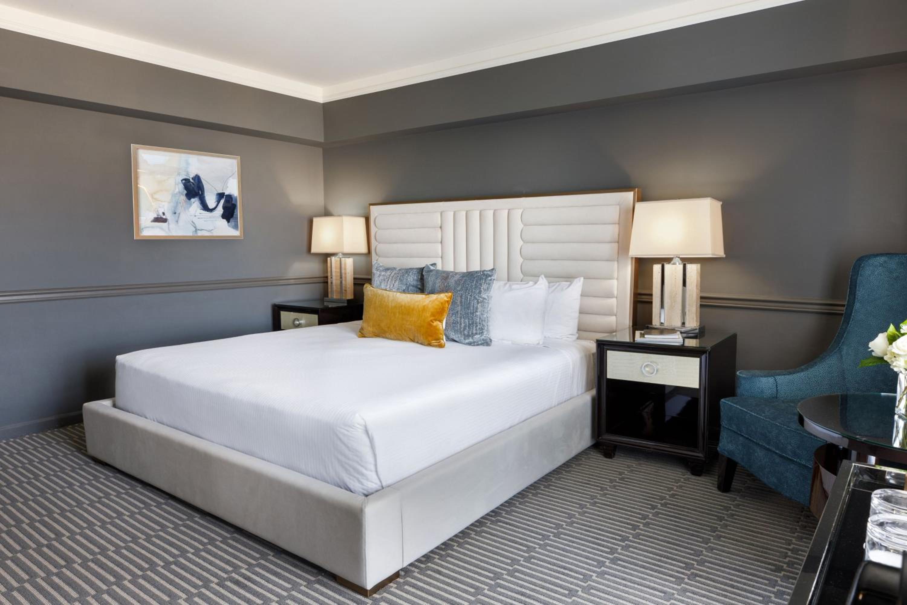 Queen Room - Photo 2