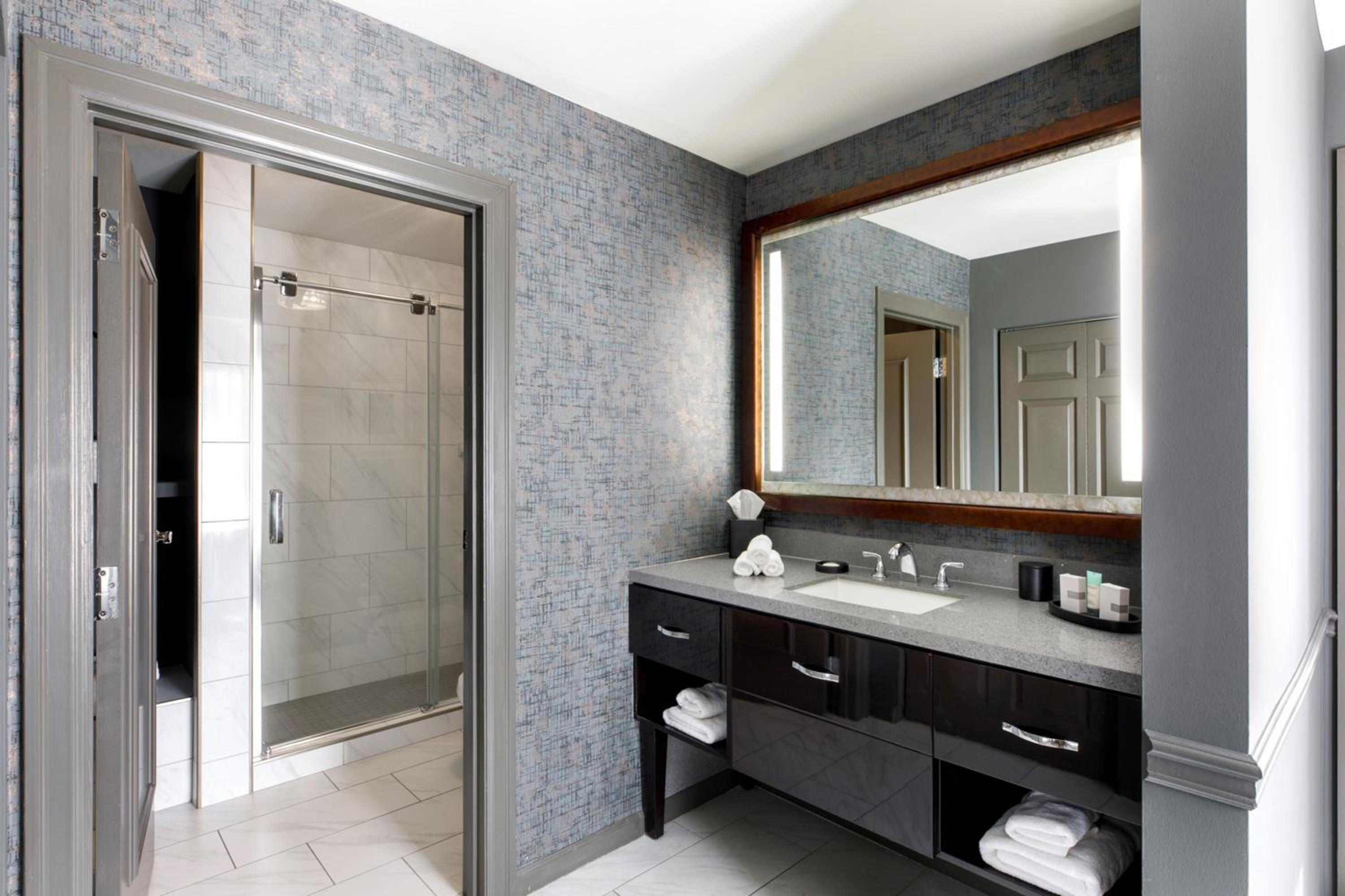 Executive King Room - Photo 6