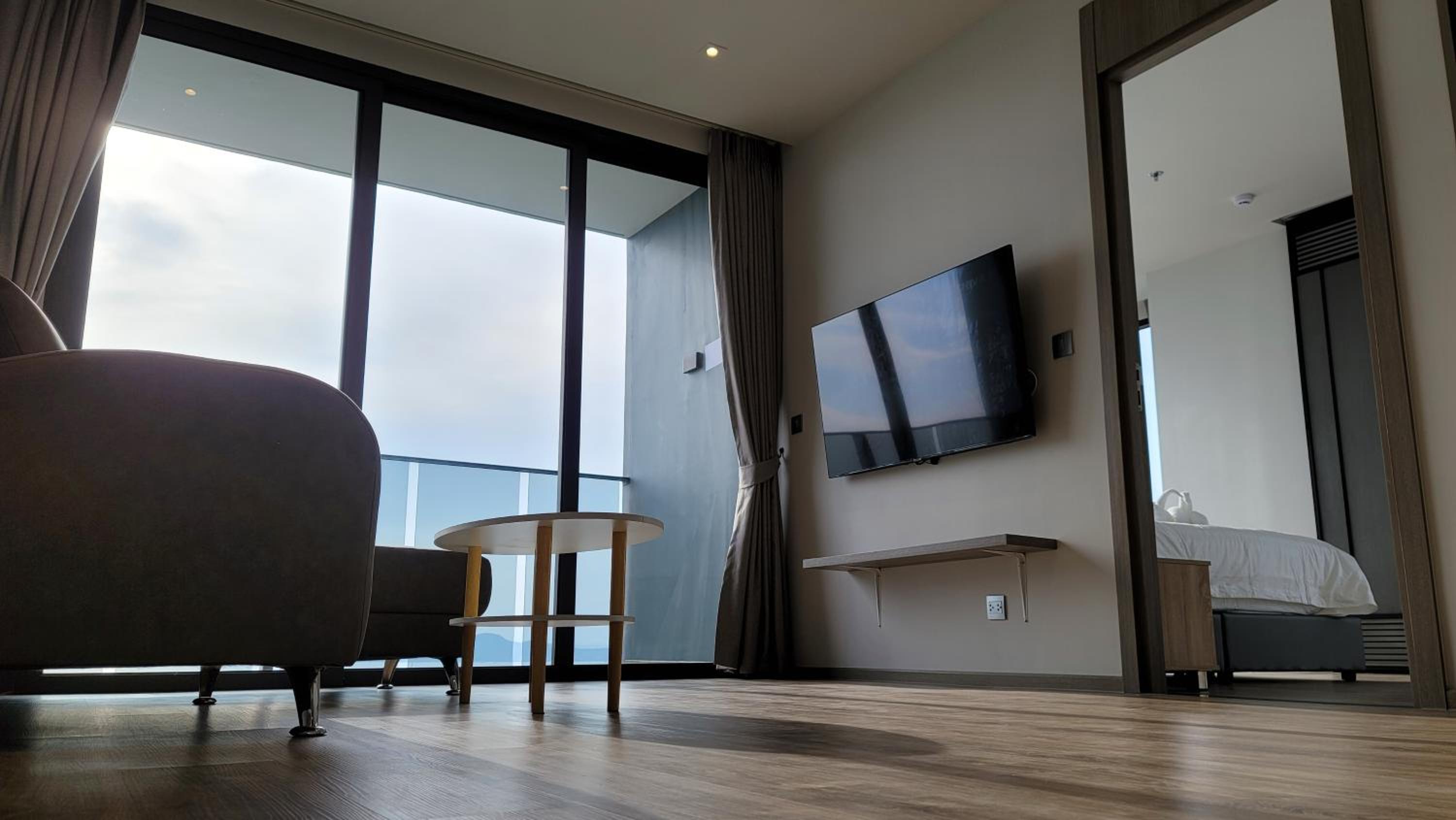 Deluxe Twin Room with Sea View - Photo 33