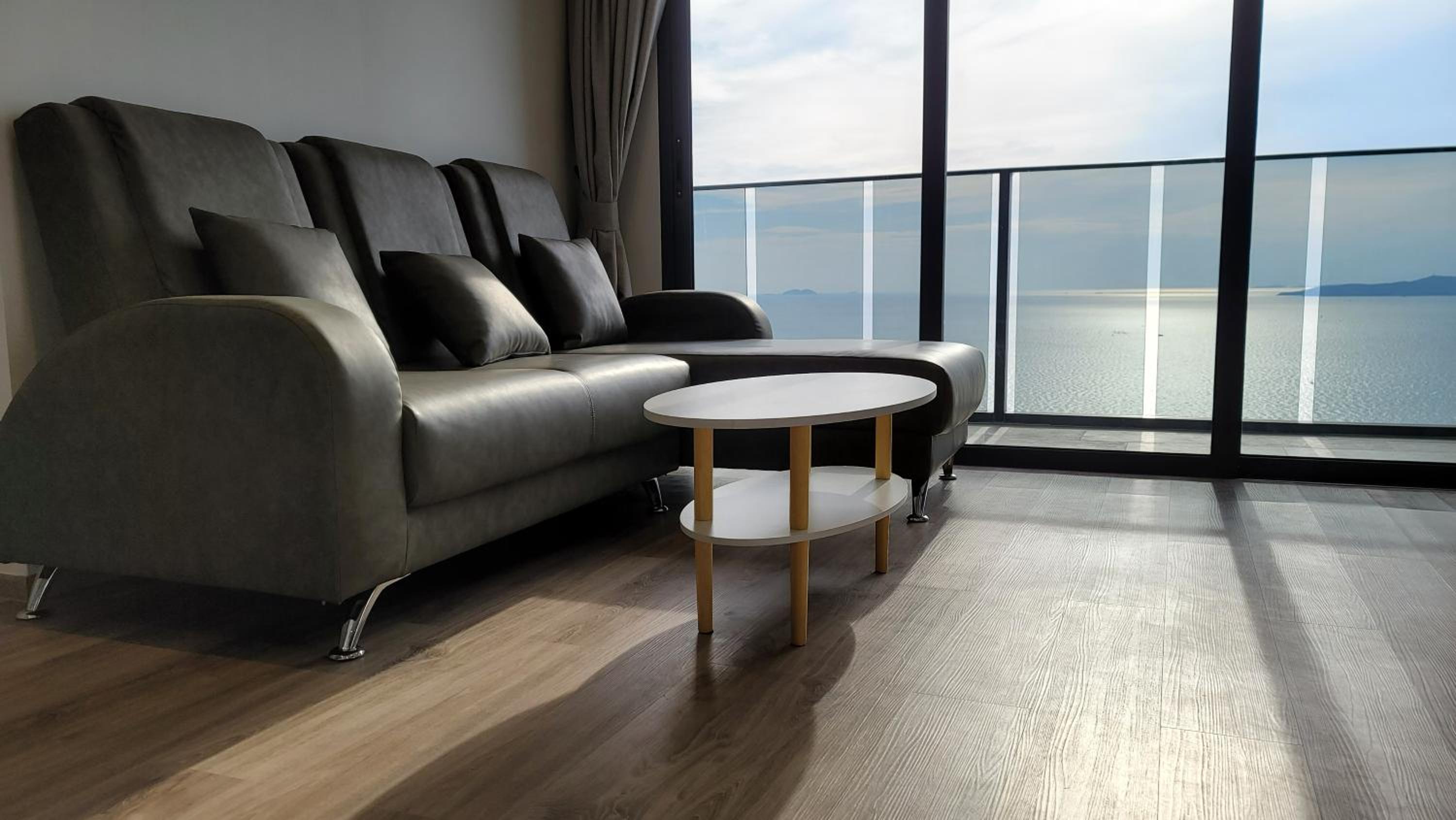 Deluxe Twin Room with Sea View - Photo 22